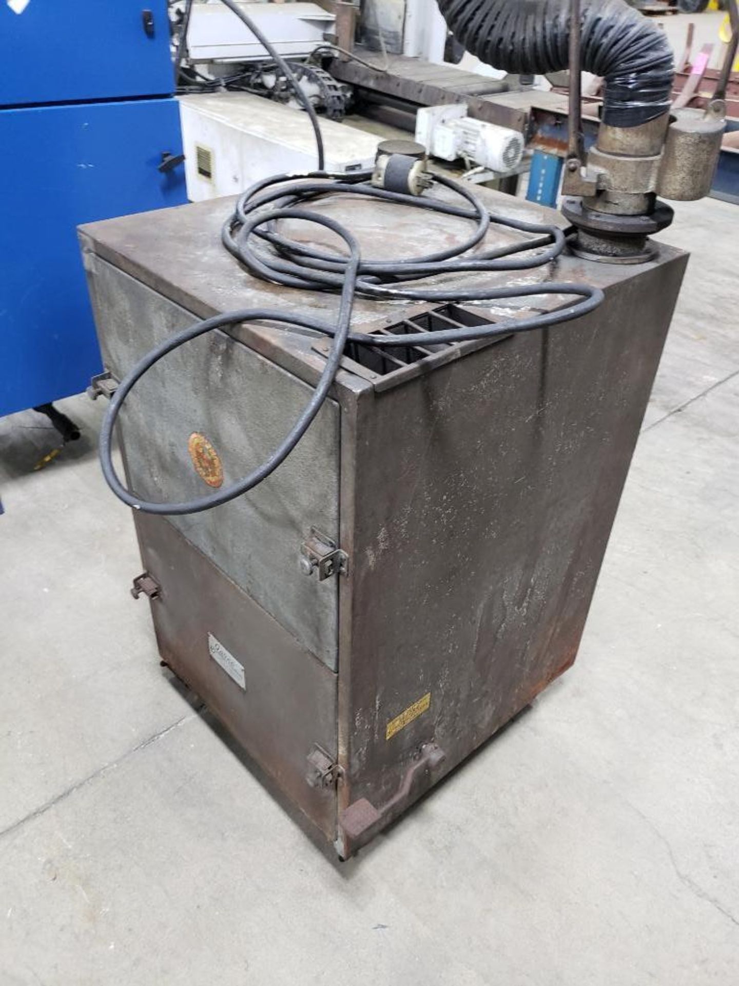 Torit dust collector model 64, 3 phase 220-440v, 3/4hp. - Image 6 of 6