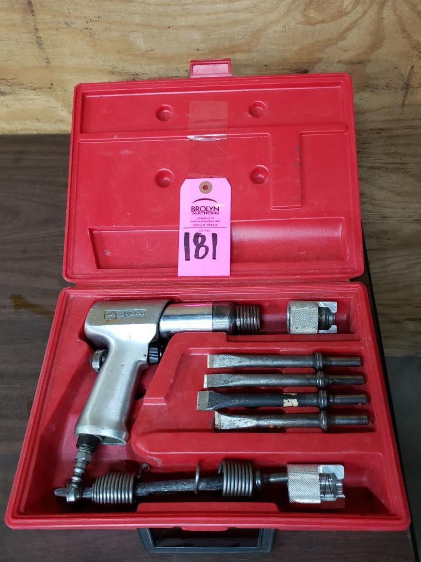 Snap-On air chisel with case.