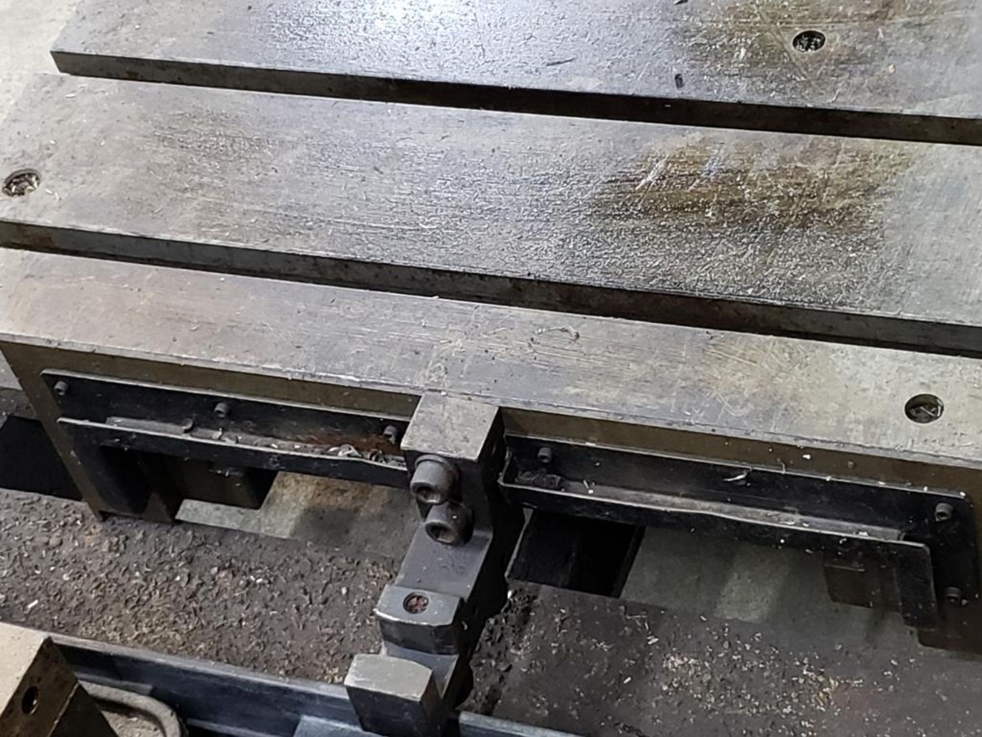 25"x25" T-slotted CNC pallet shuttle table. Approx 13 1/4" way clearance. - Image 2 of 2