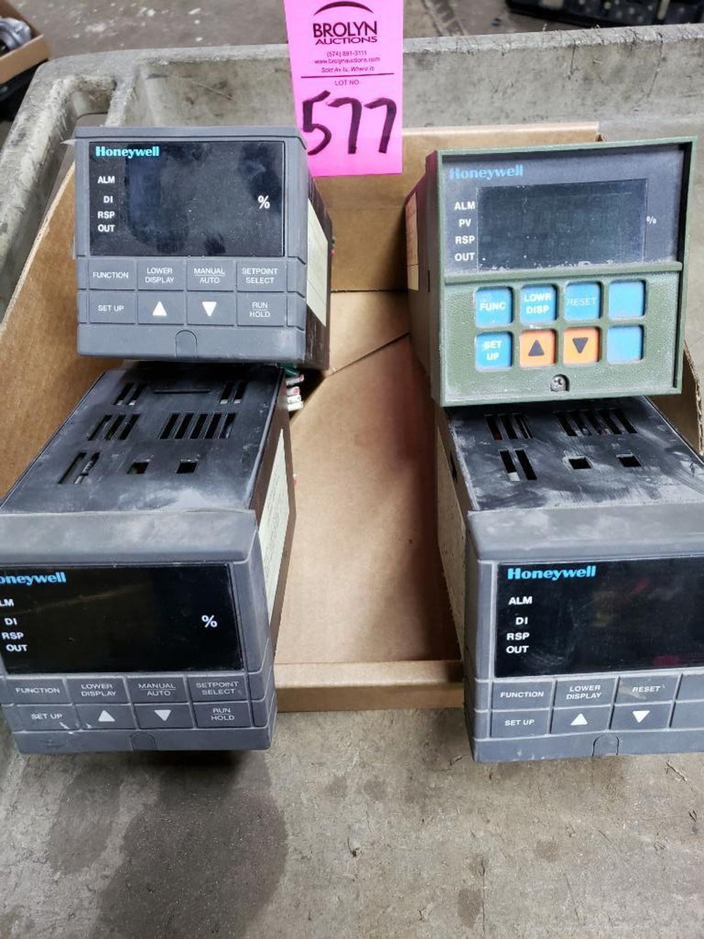 Qty 4 - Honeywell controllers as pictured.