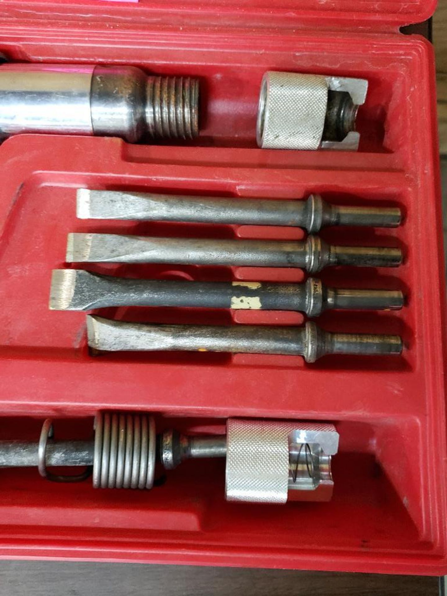 Snap-On air chisel with case. - Image 3 of 3