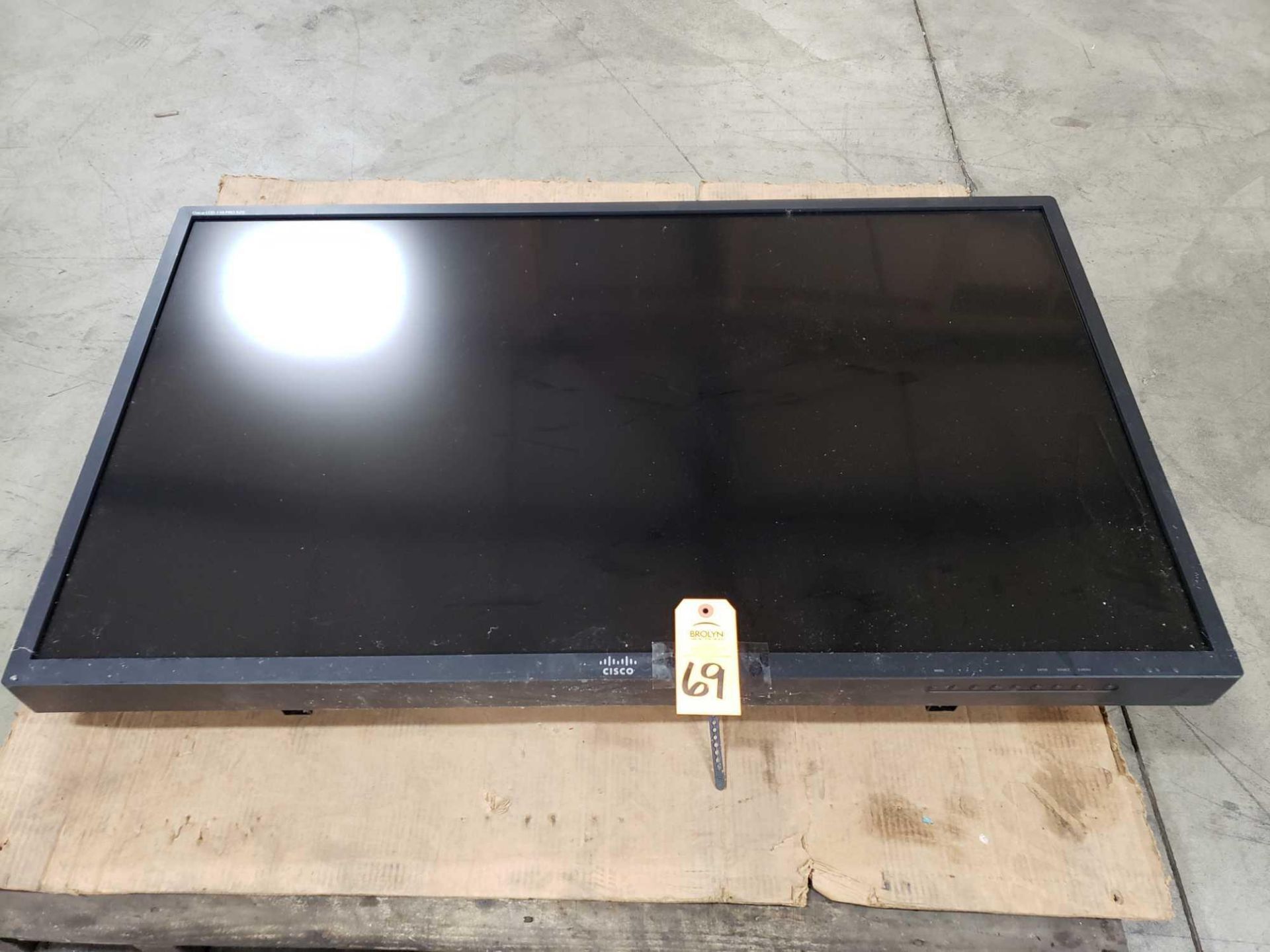 Cisco LCD 110 PRO 52S display panel.