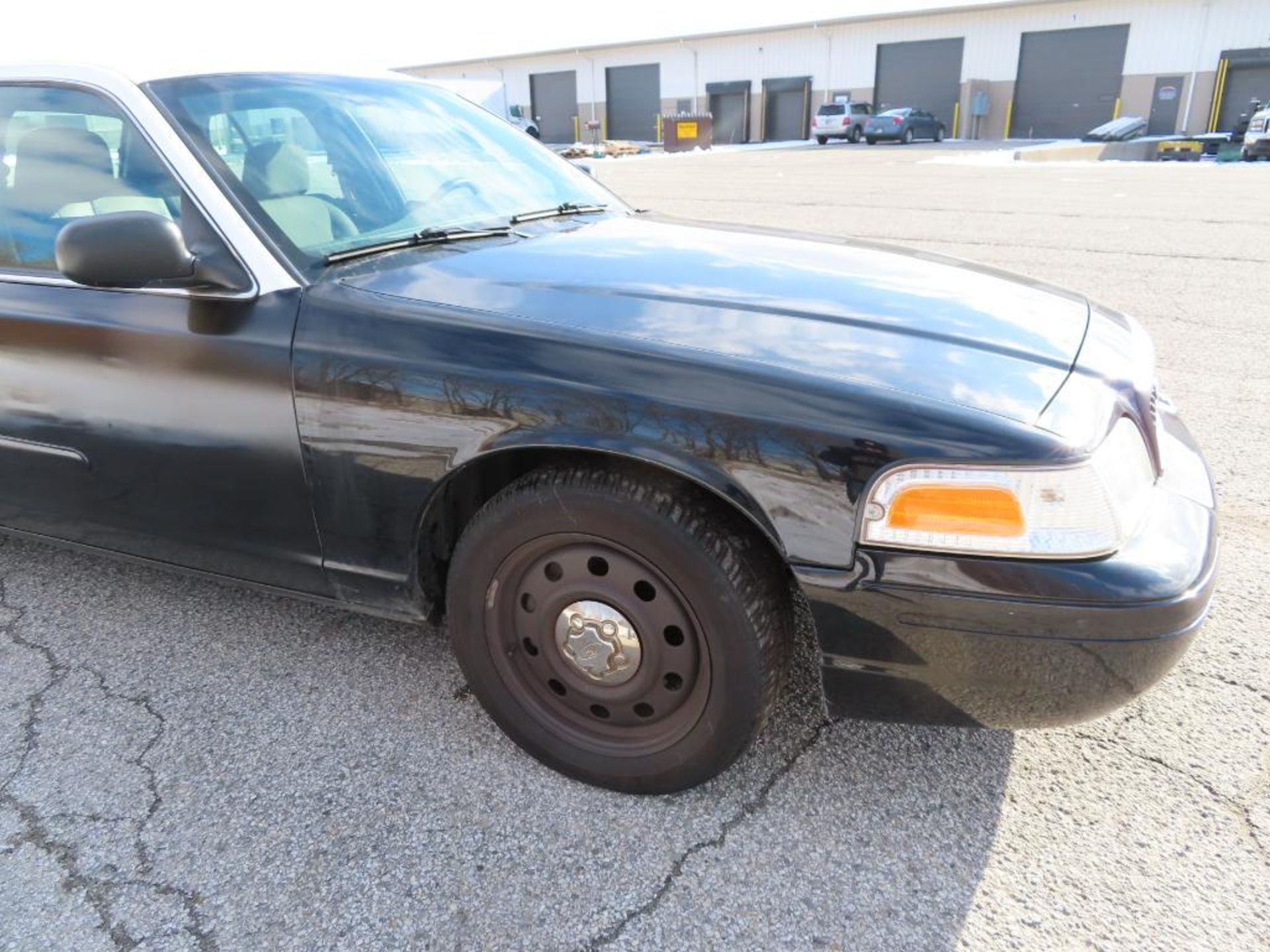 2008 Ford Crown Victoria Police Car. 107,884 miles. VIN 2FAFP71V98X176735. - Image 11 of 22