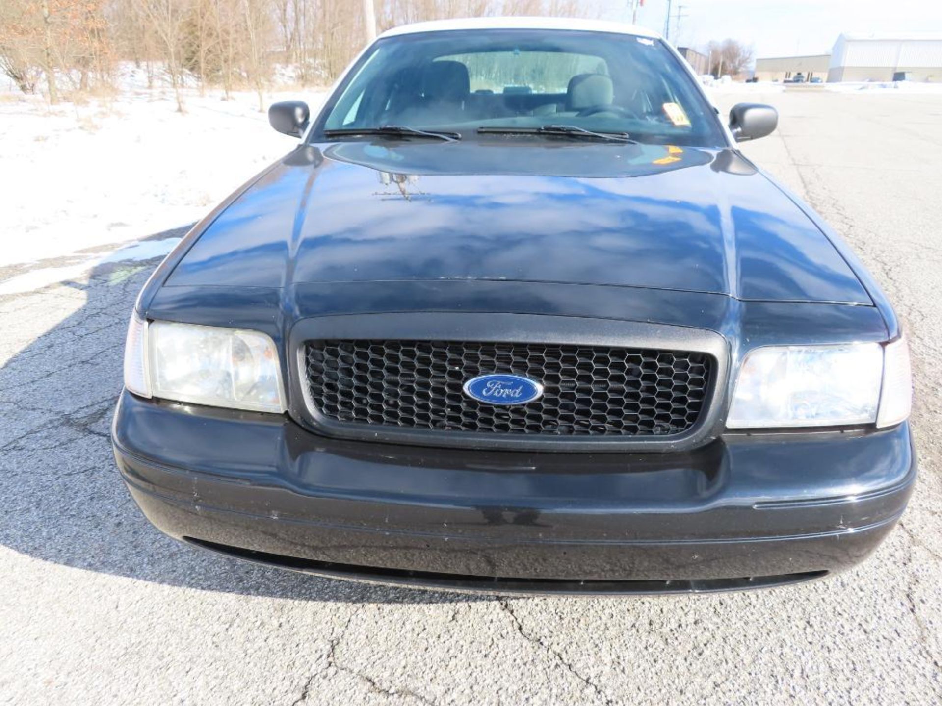 2008 Ford Crown Victoria Police Car. 107,884 miles. VIN 2FAFP71V98X176735. - Image 12 of 22