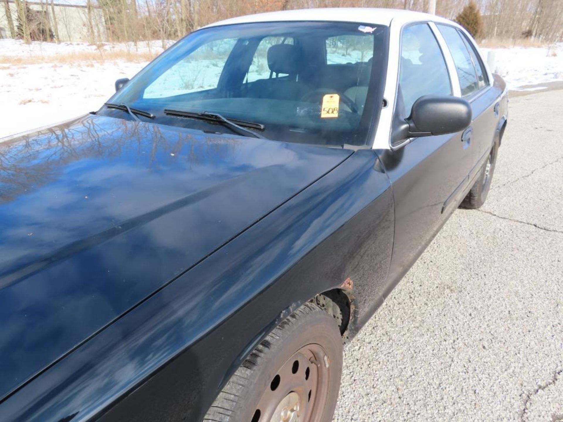 2008 Ford Crown Victoria Police Car. 107,884 miles. VIN 2FAFP71V98X176735. - Image 2 of 22