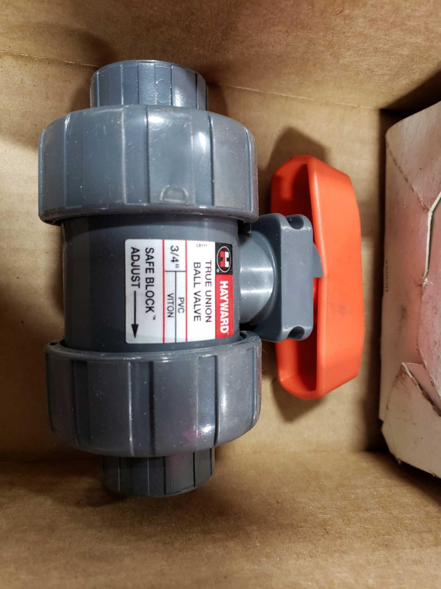 Hayward valve model TB1075ST. New in box. - Image 3 of 3