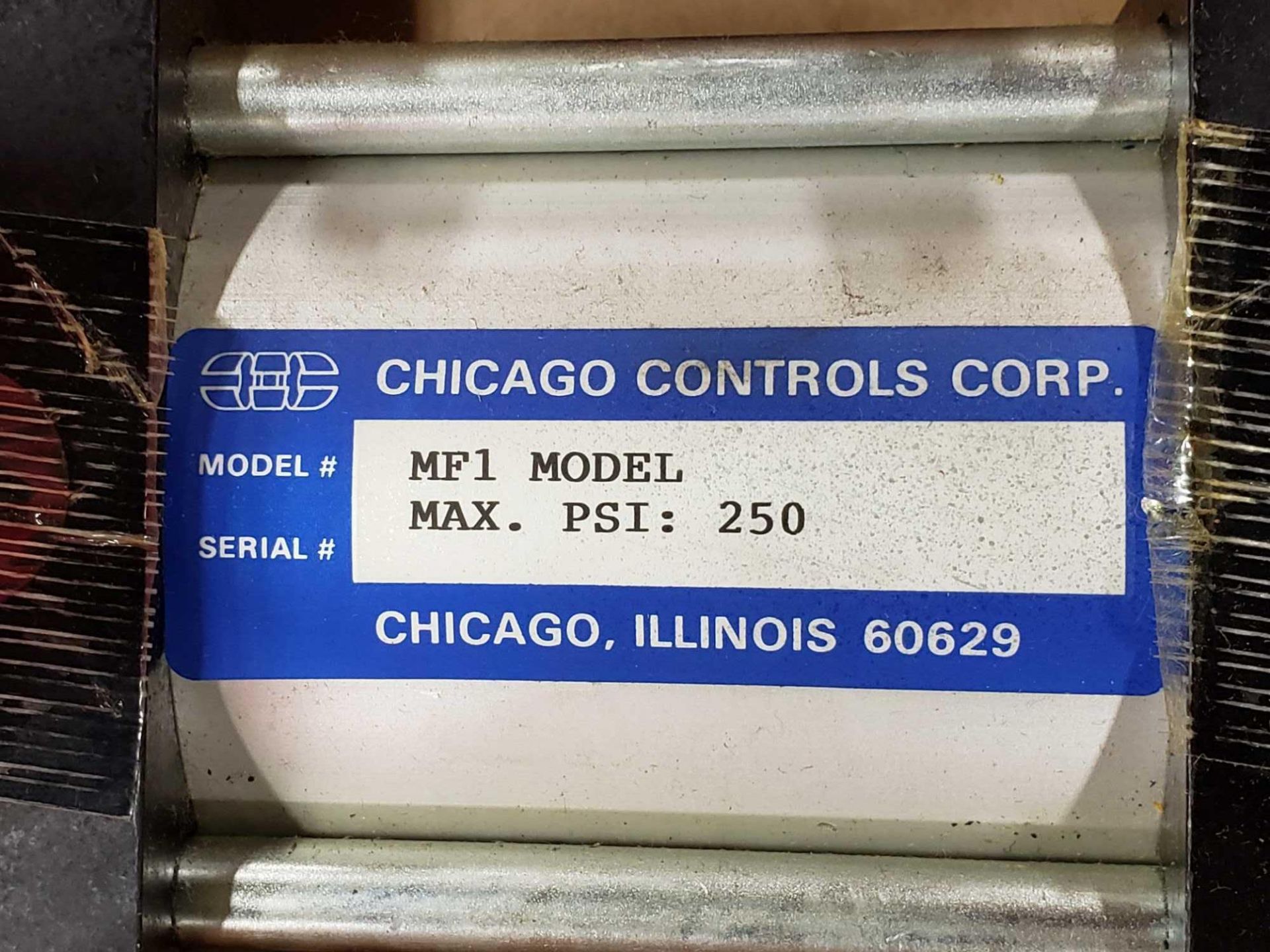 Chicago controls pneumatic cylinder. Model MF1. New as pictured. - Image 2 of 2