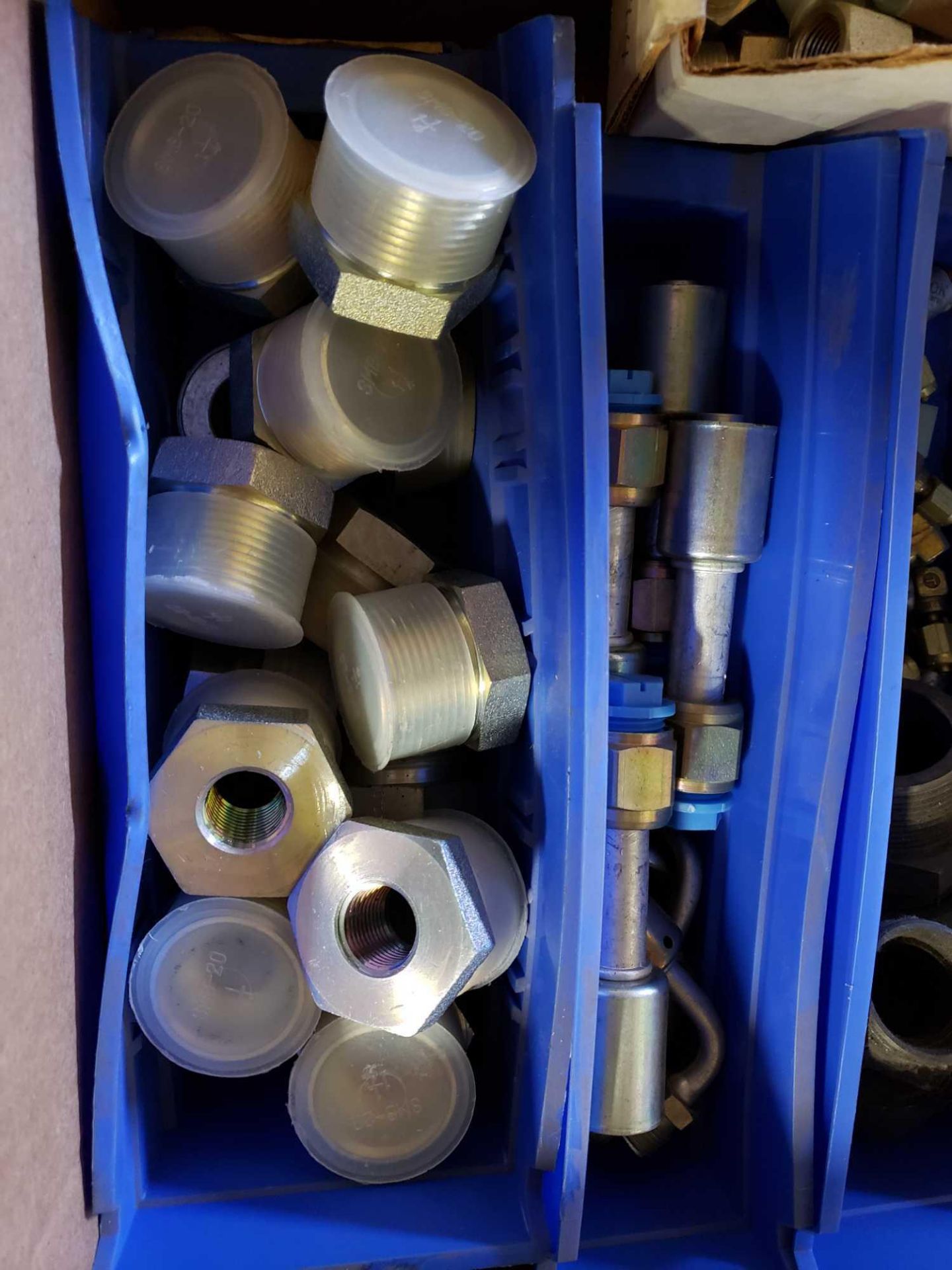 Assorted hydraulic fittings as pictured. New. - Image 2 of 4
