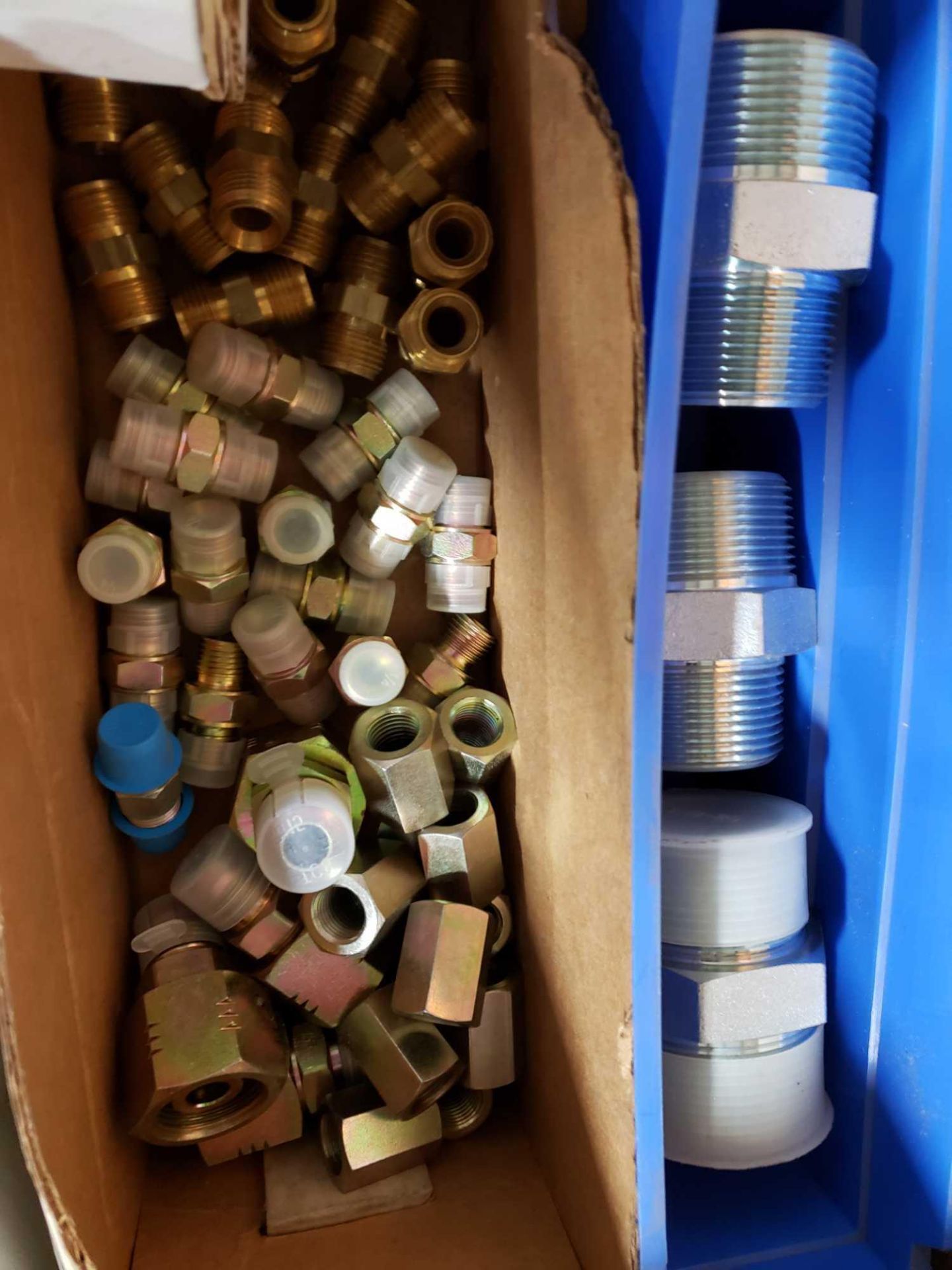 Assorted hydraulic fittings as pictured. New. - Image 3 of 4