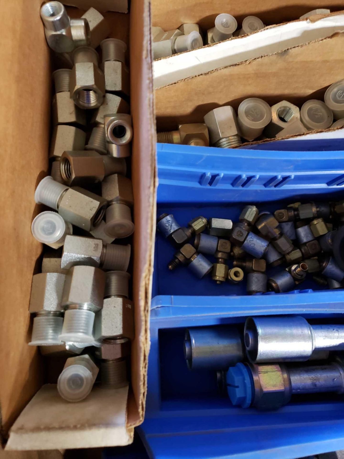 Assorted hydraulic fittings as pictured. New. - Image 4 of 4