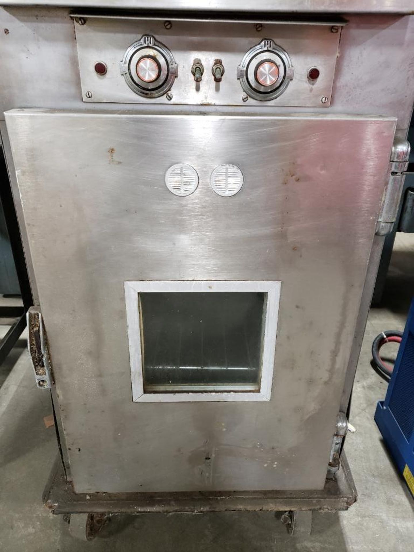 Alto-Shaam 120-240v holding cabinet cooker. - Image 4 of 4