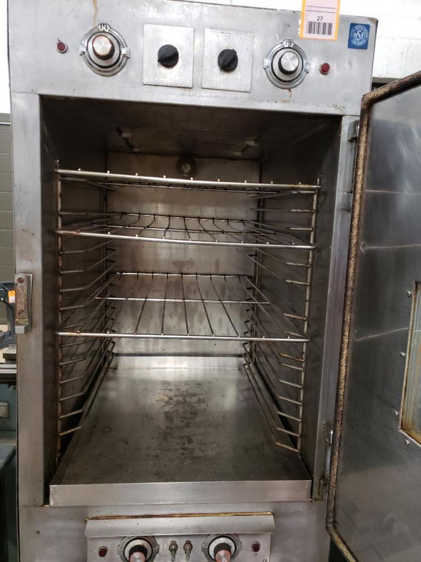 Alto-Shaam 120-240v holding cabinet cooker. - Image 2 of 4