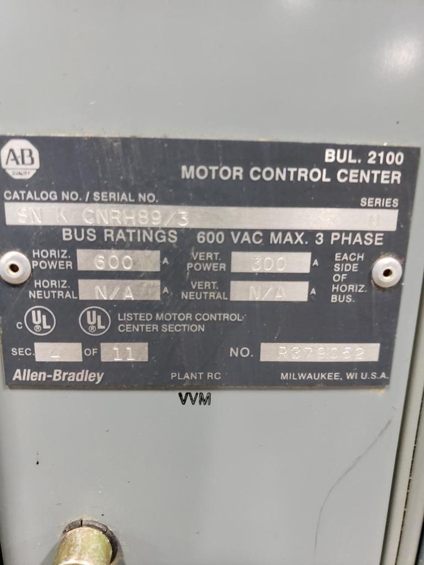 Allen Bradley MCC motor control center bulletin 2100, 600amp x 300amp. Full of Powerflex drives. - Image 2 of 10