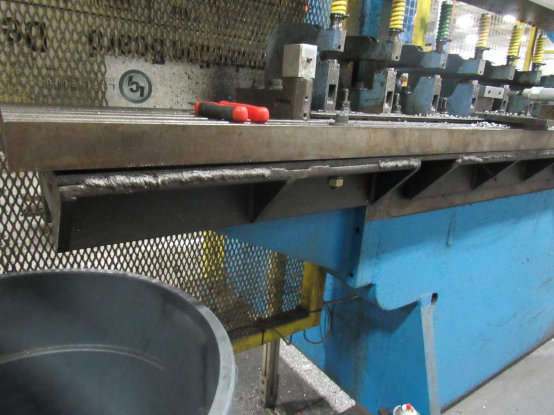 60-90 ton 12' Chicago Dreis and Krump model 1012-L Press Brake. Serial number L-17561. - Image 4 of 15