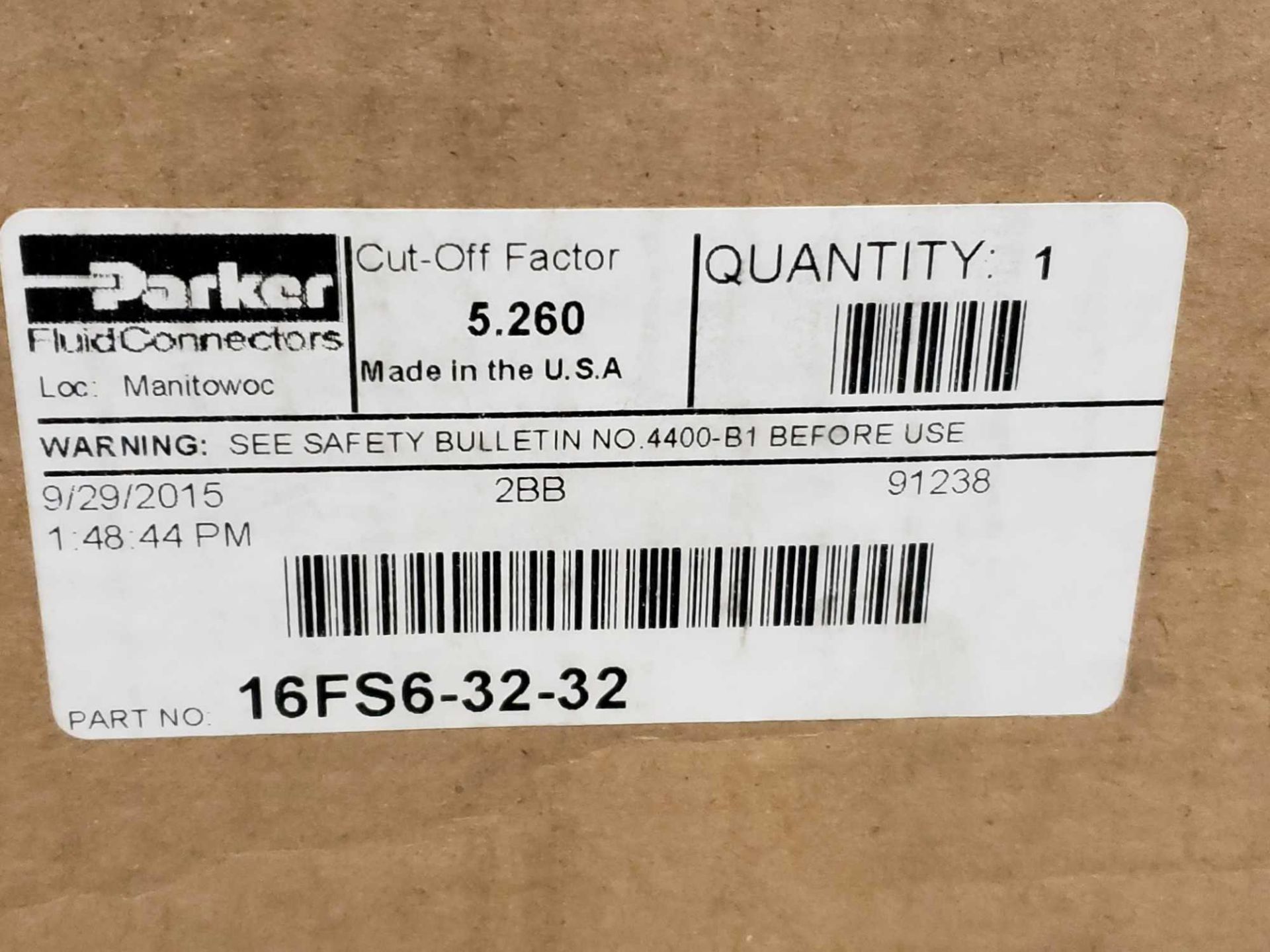 Qty Qty 2 - Parker hydraulic fitting part number 16FS6-32-32. New in box. - Image 2 of 3
