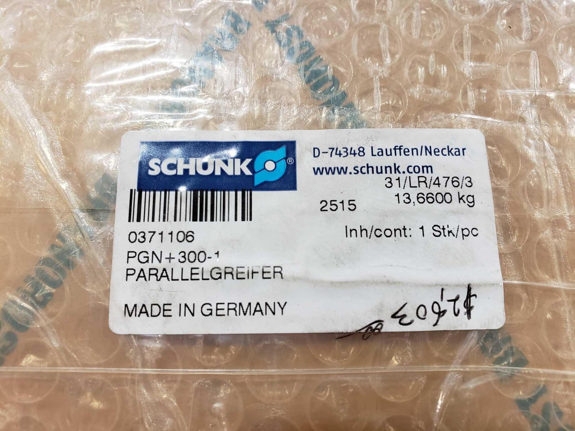 Schunk parallel gripper model PGN+300-1. New in package. - Image 3 of 3