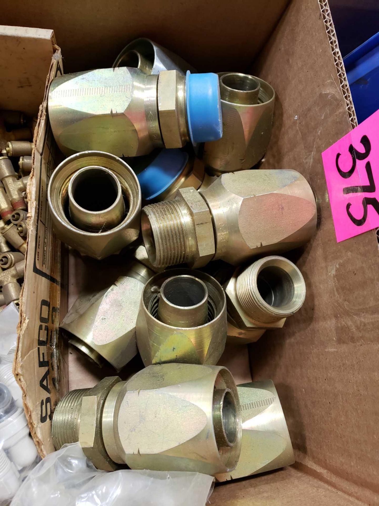 Lot of assorted hydraulic and pneumatic fittings. Some brass. New as pictured. - Image 3 of 3