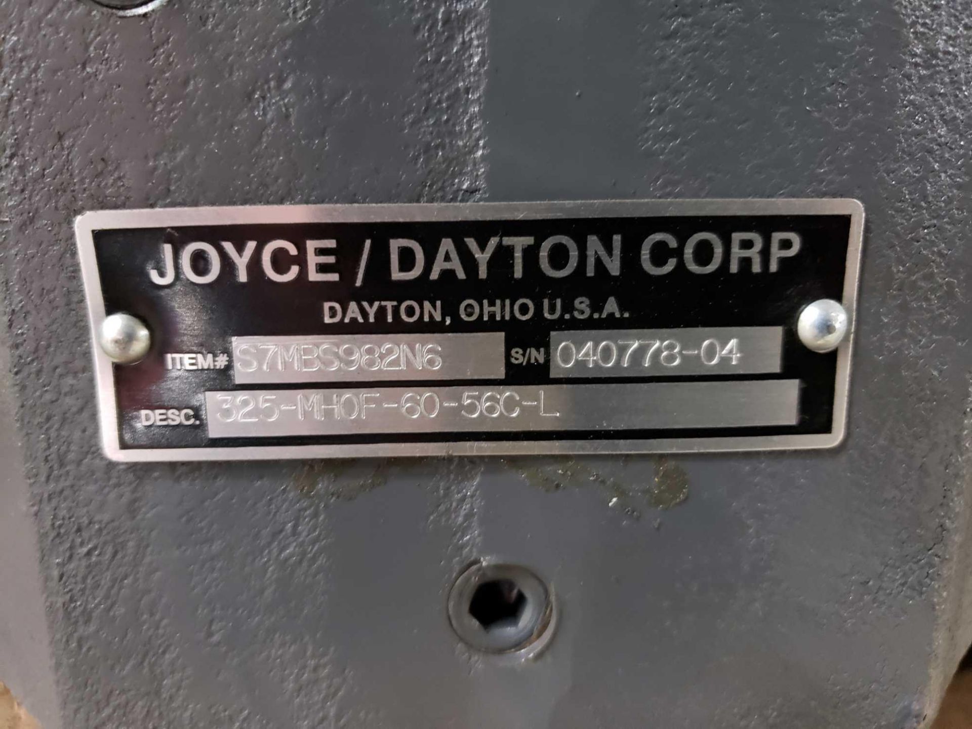 Joyce Dayton gearbox worm gear speed reducer model 325-MHOF-60-56C-L. New as pictured. - Image 2 of 3