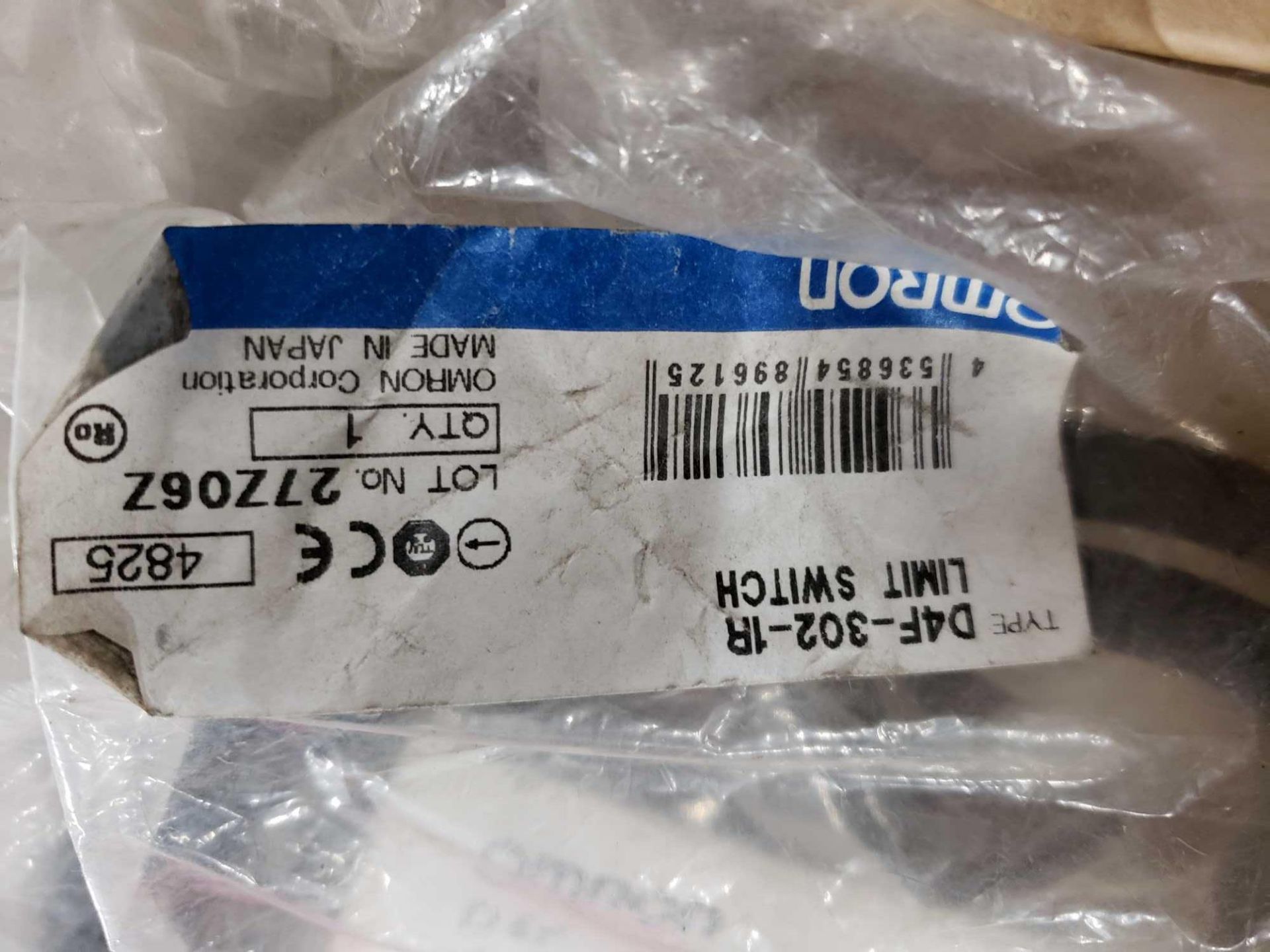 Qty 2 - Omron limit switch catalog number D4F-302-1R. New in package. - Image 2 of 2