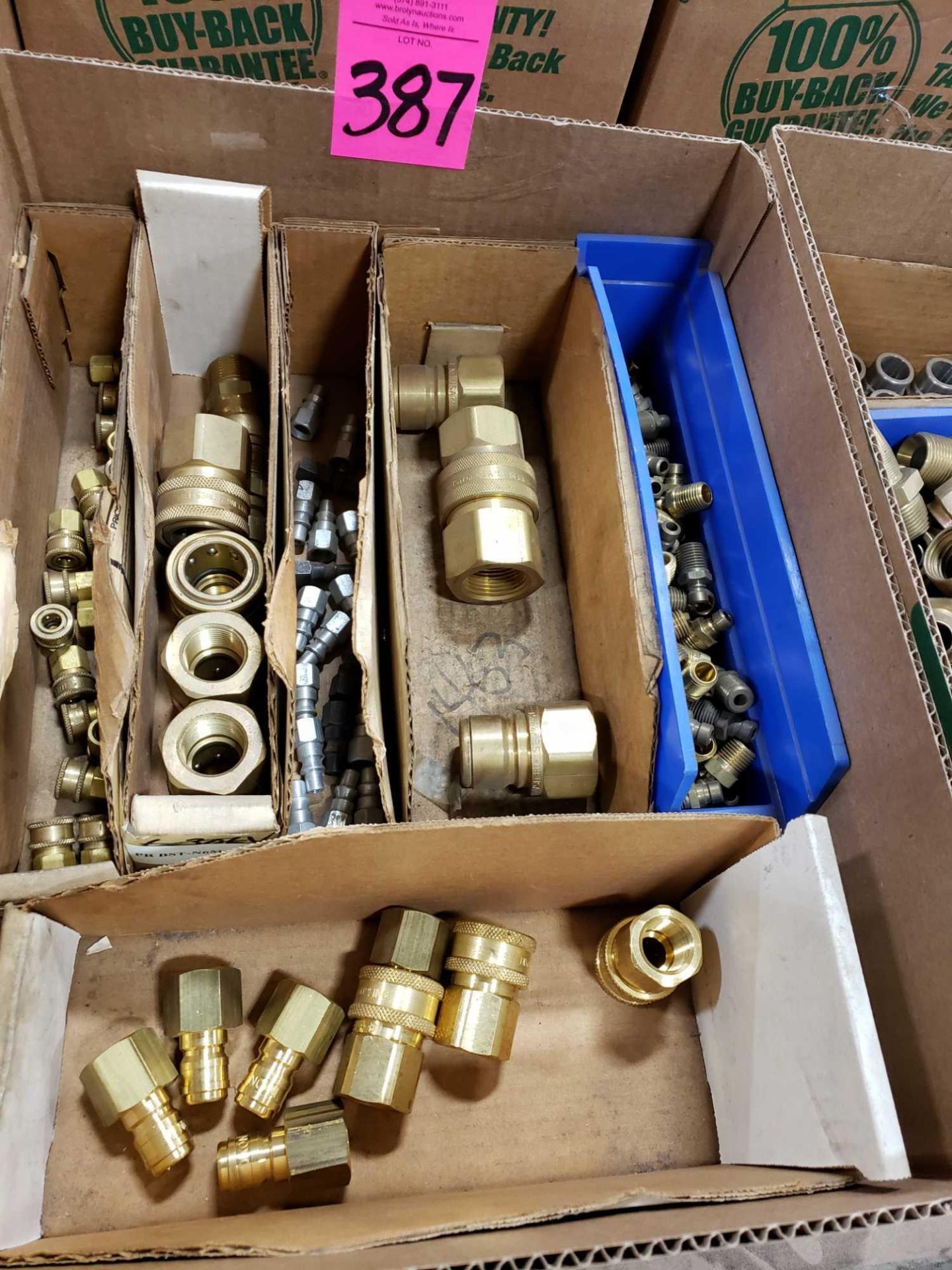 Lot of assorted hydraulic and pneumatic fittings. New as pictured.