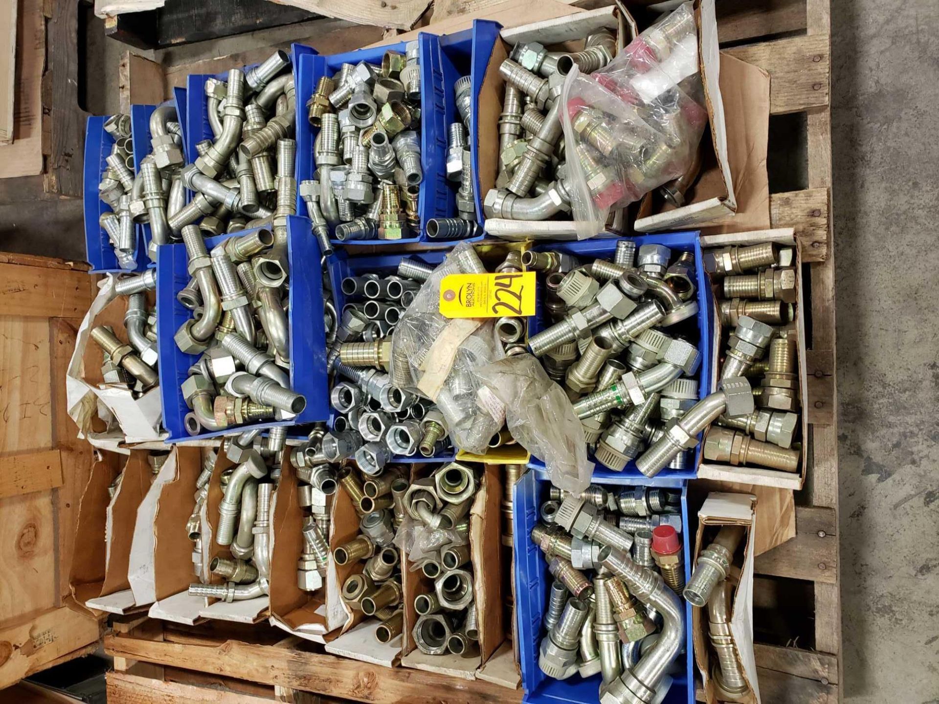 Pallet of assorted hydraulic fittings. New as pictured.
