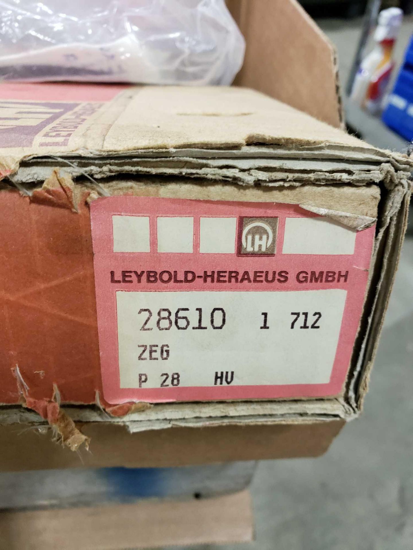 Leybold-Heraeus model 28610 valve flange. New in box. - Image 2 of 2