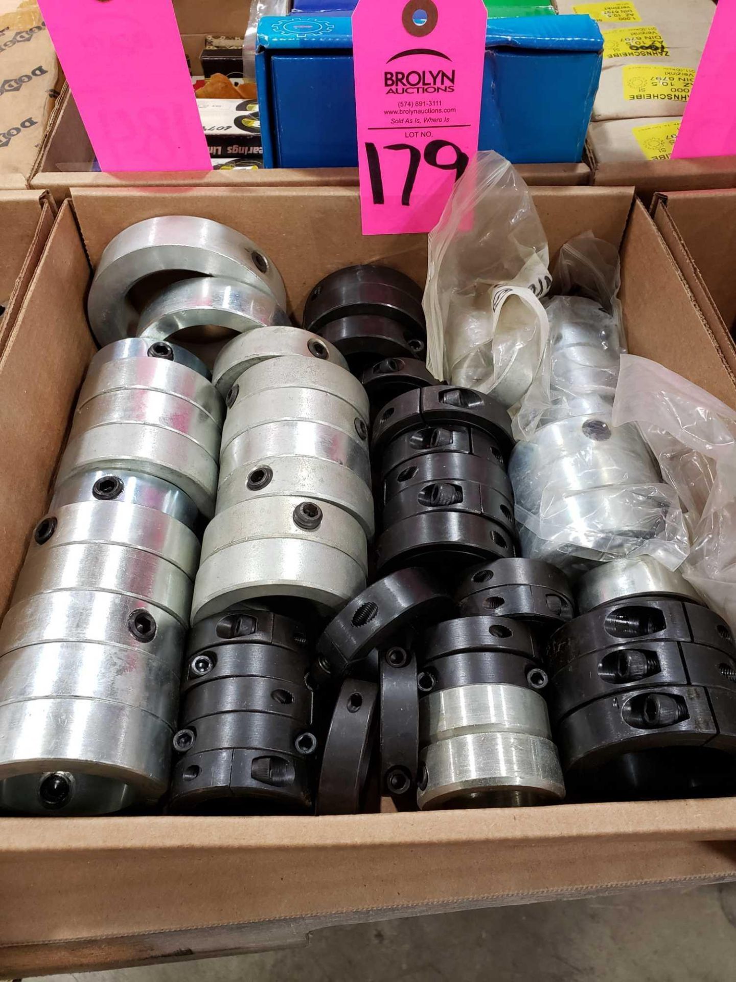 Large assortement of bearing collars. Most appear new.