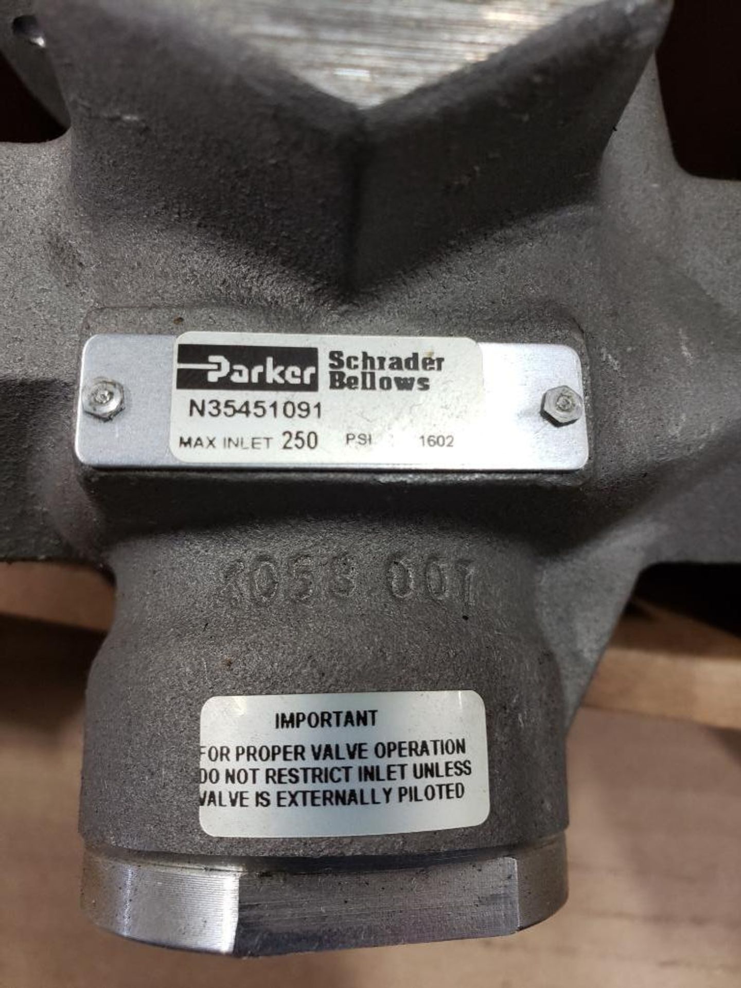 Parker inline valve. Model N35451091. New in box. - Image 2 of 3