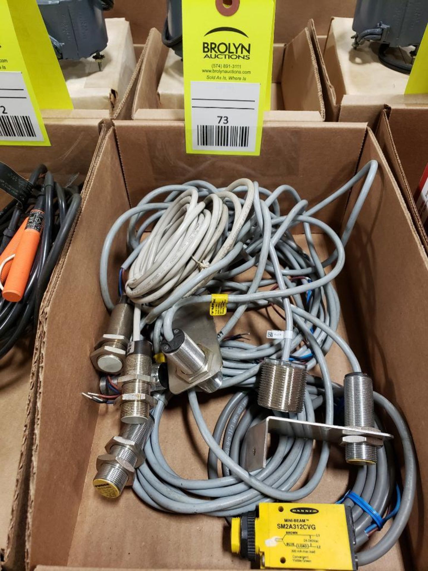 Large Qty of assorted Banner and Turck proximity sensors. Most appear new.