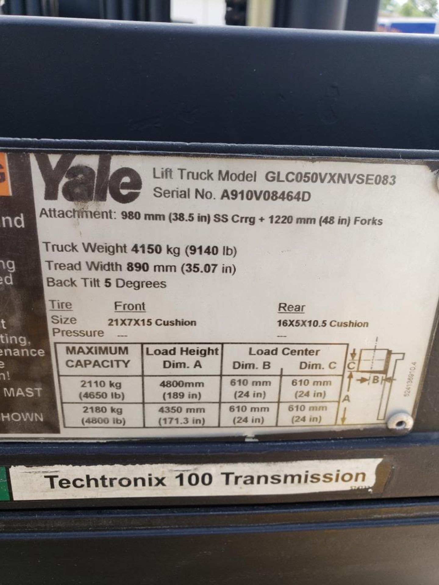 4800lb capacity Yale GLC050VXNVSE083 propane forklift. 187" lift, triple stage w/ sideshift. - Image 11 of 11