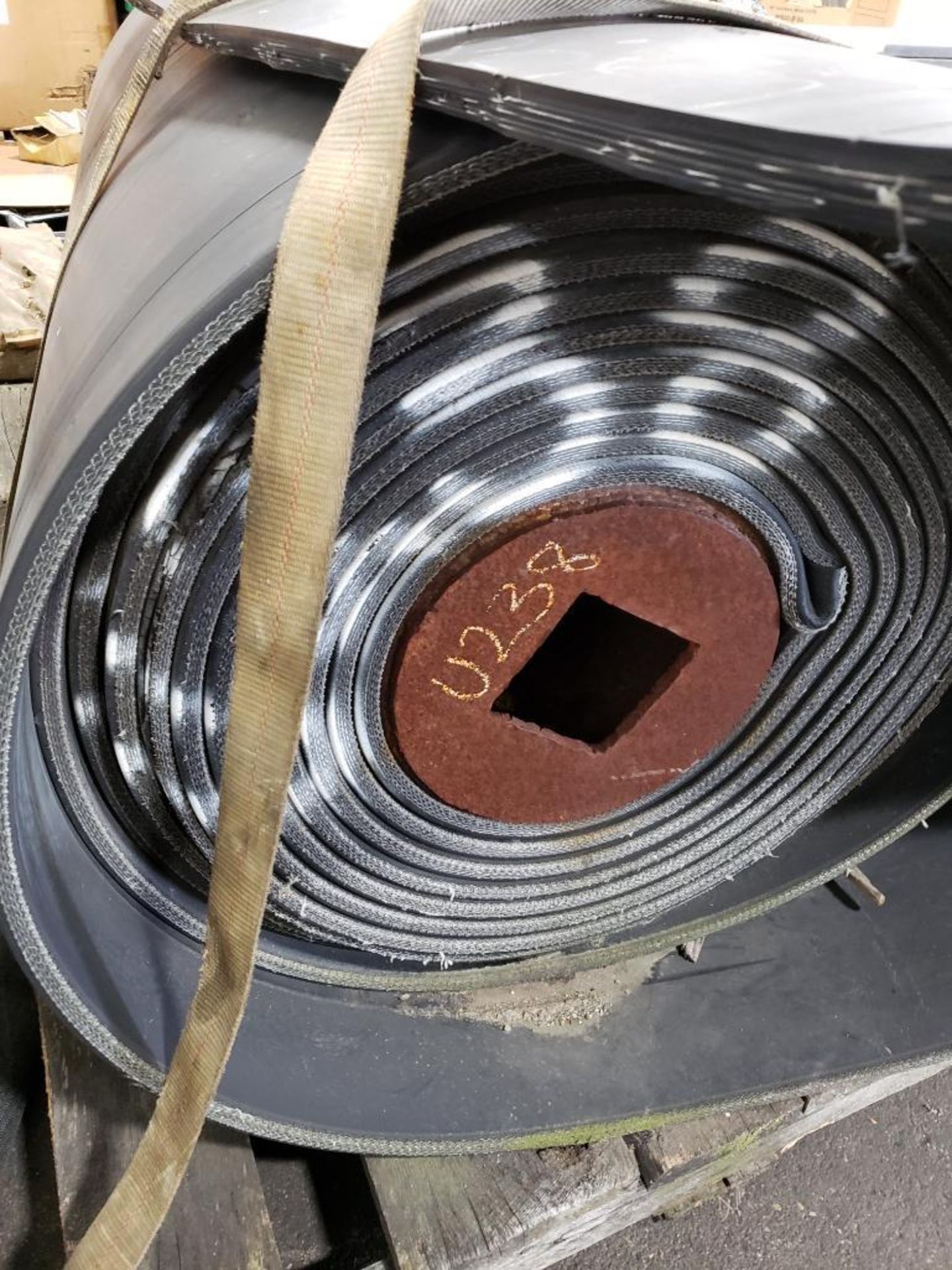 Large roll of conveyor rubber. - Image 2 of 4