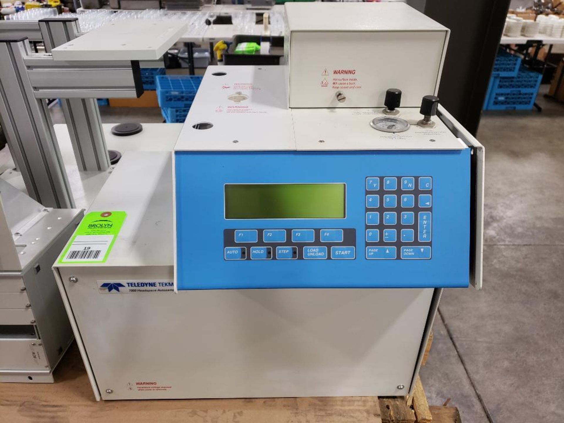 Teledyne Tekmar headspace autosampler. Model 7000.