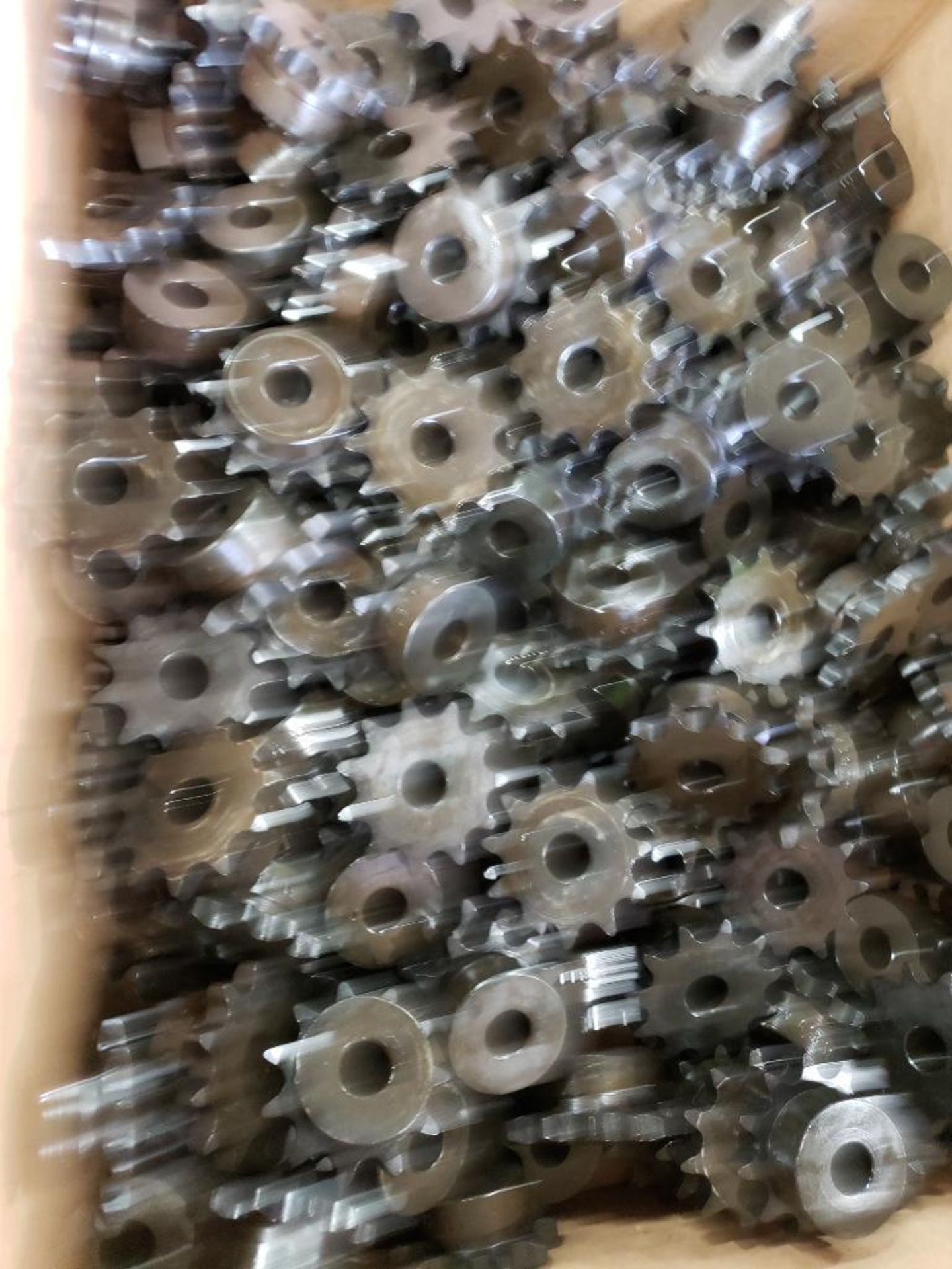 Large qty of Martin sprockets. Part number 40B11. New bulk stock. - Image 2 of 4