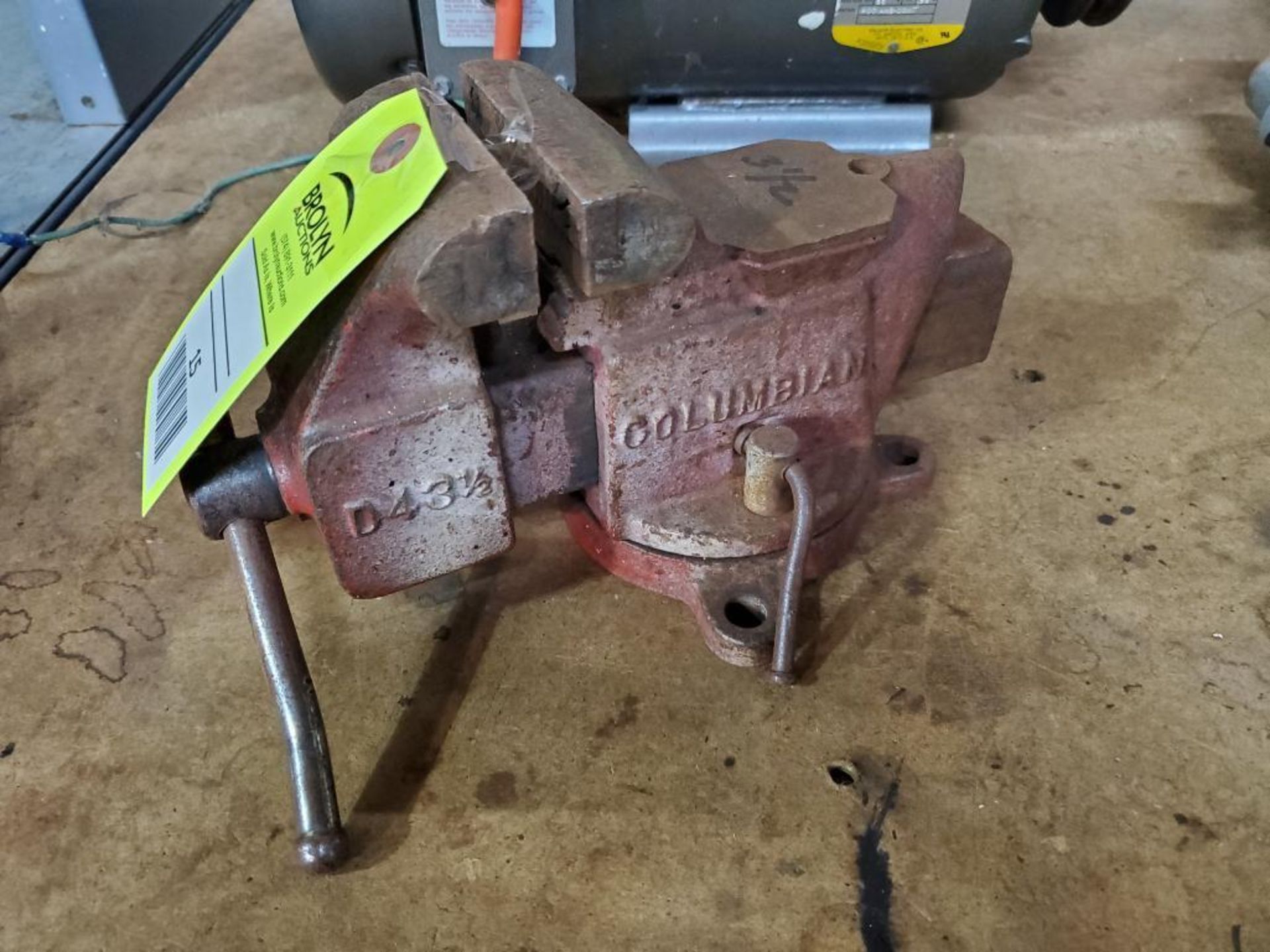 Columbian D43 1/2 bench vise.