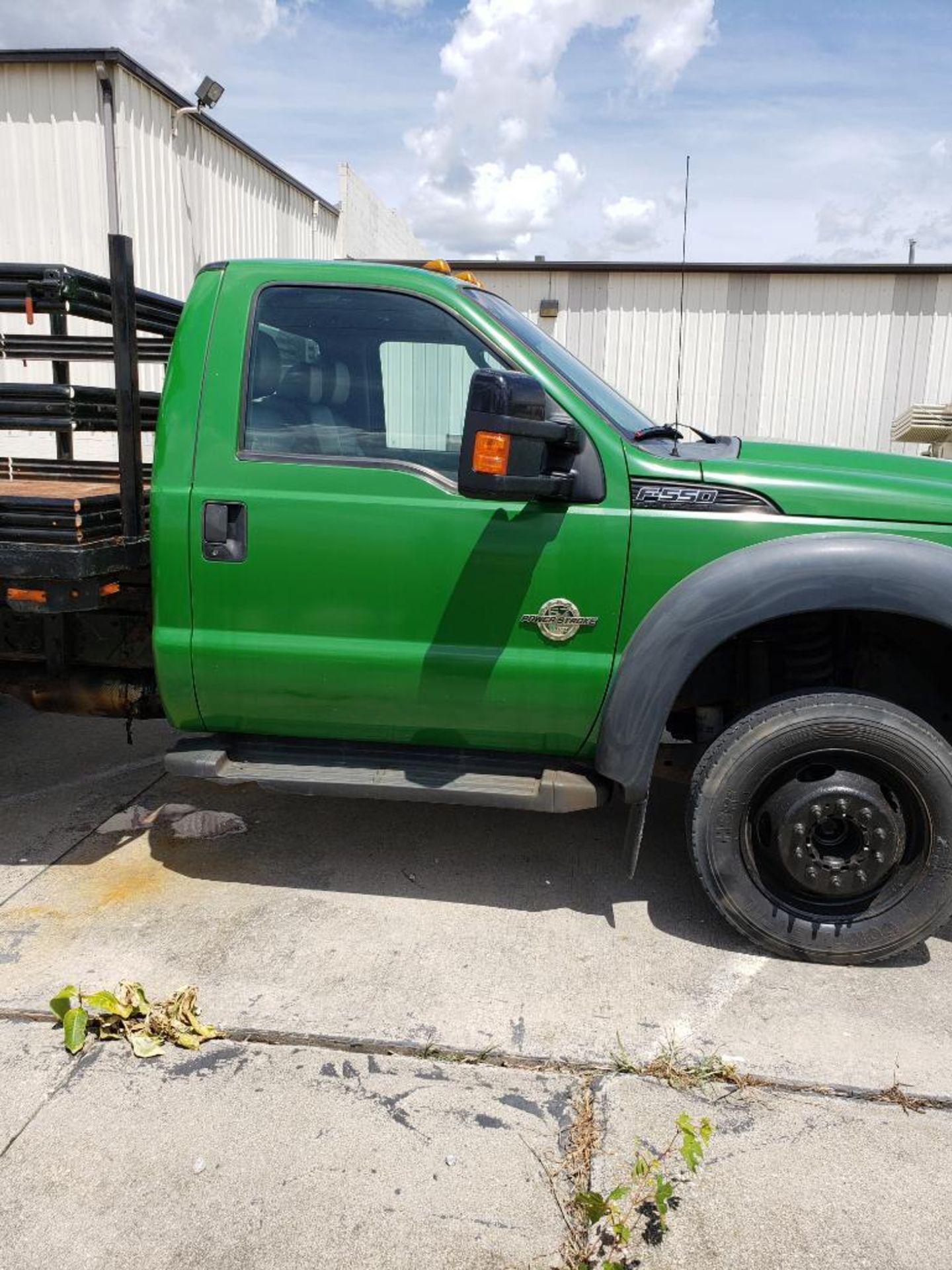 2012 Ford F550 work truck. VIN 1FDUF5GT7CEA72037. 6.7L powerstroke diesel. 68,853 miles showing. - Image 10 of 20