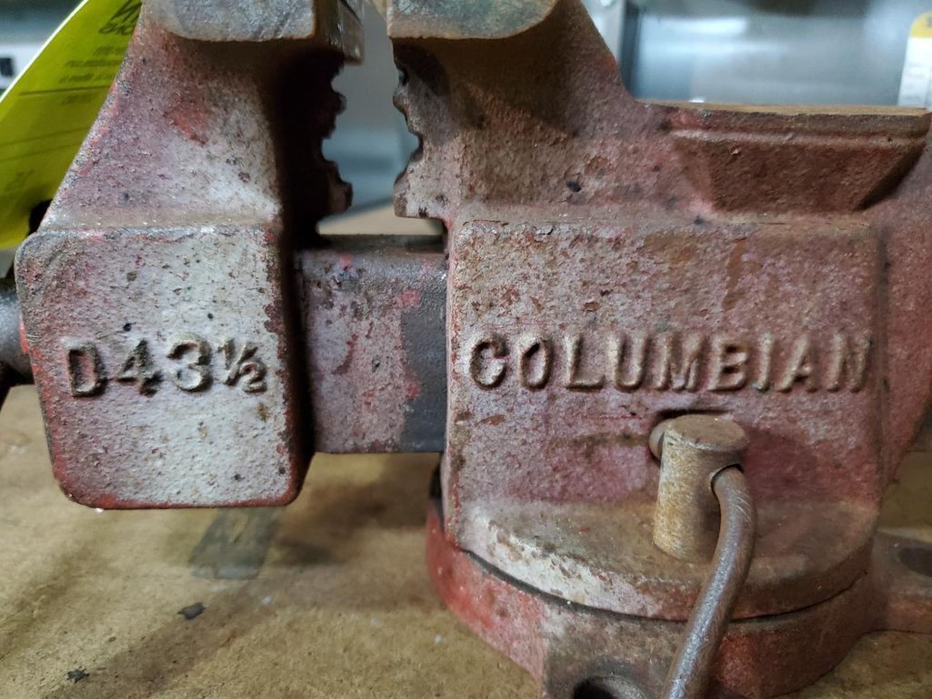 Columbian D43 1/2 bench vise. - Image 2 of 4