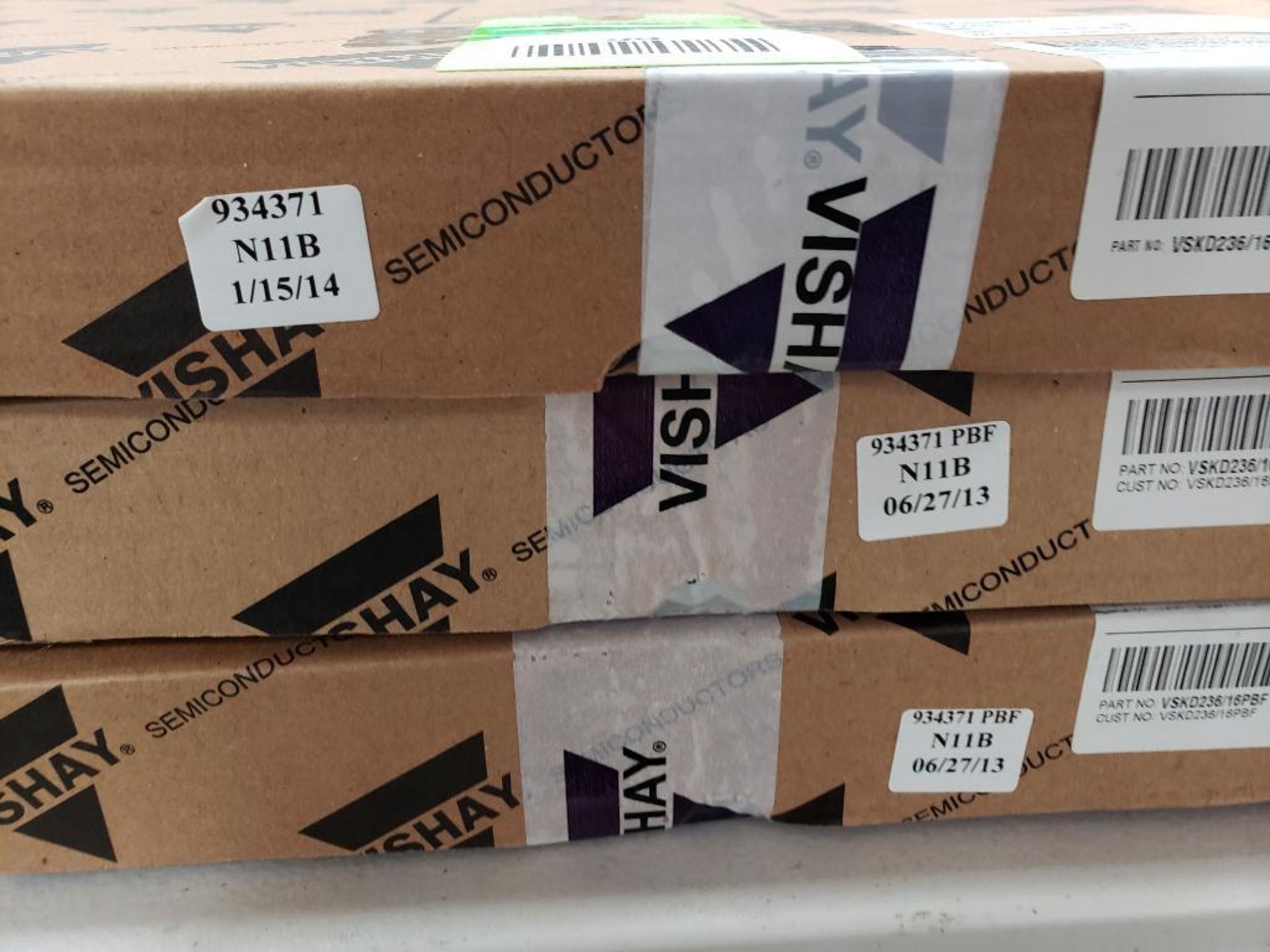 Qty 45 - Vishay semiconductor units. Part number VSKD236/16PBF. Boxed 15 per box bulk. New in box. - Image 2 of 2