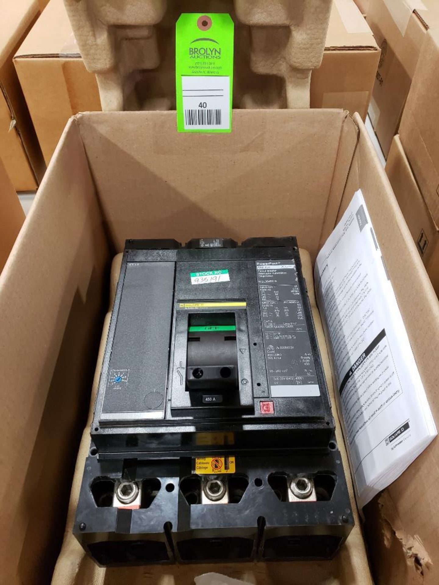 Square D PowerPact breaker. 450 amp 3 phase. Model MGL36450LW. New in box.