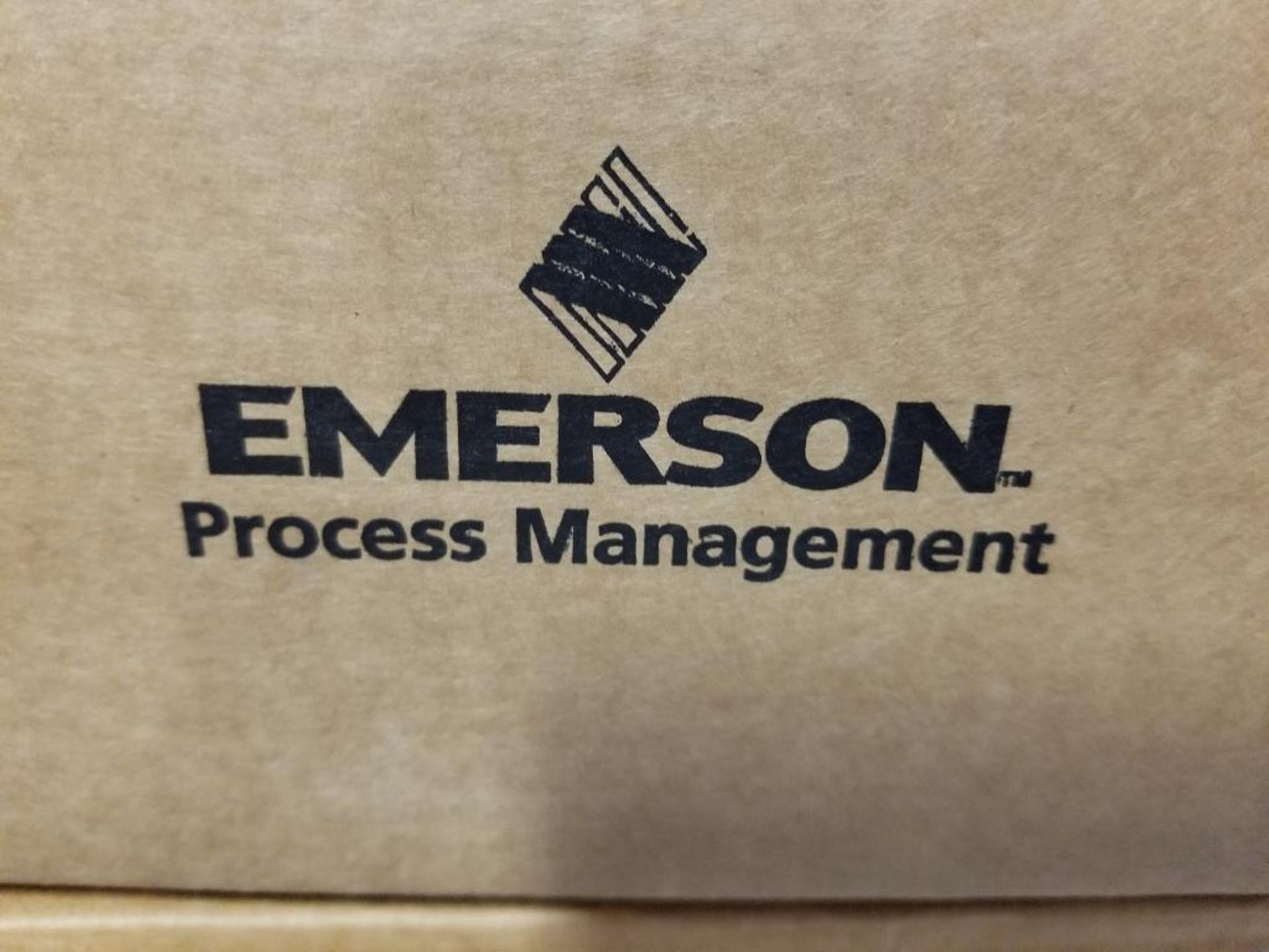 Qty 2 - Emerson Controls Bristol AC Amp chart recorder. Part number 410887B02. New in box. - Image 2 of 5