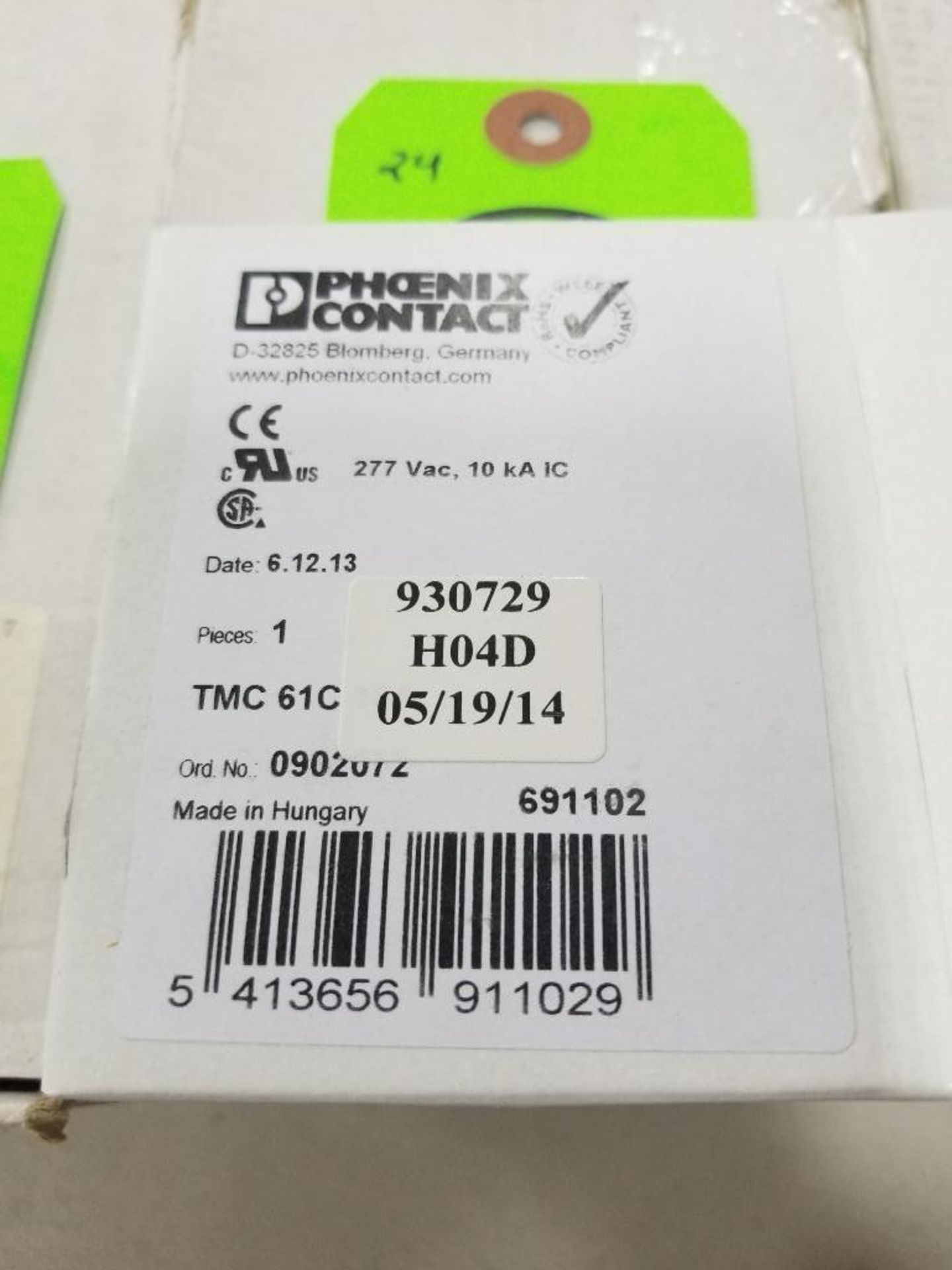Qty 24 - Phoenix Contact circuit breaker Model 0902072. New in 2 bulk boxes. - Image 3 of 3