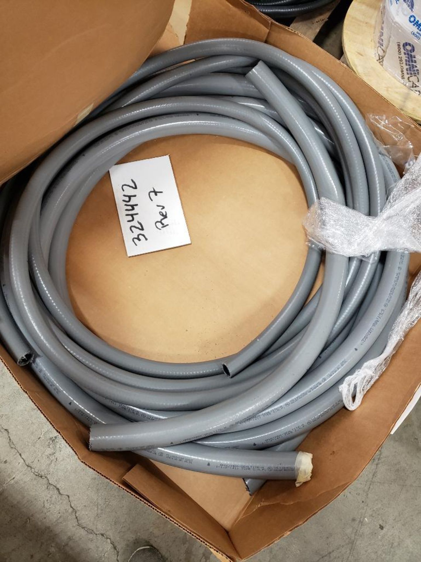 1 1/2" Anaconda Sealtite hose. New as pictured. - Image 2 of 3