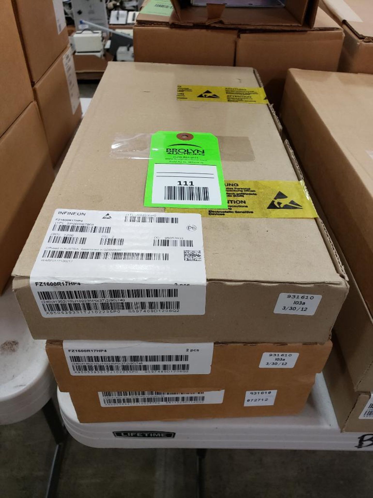 Qty 6 - Infineon semiconductor units. Part number FZ1600R17HP4. Boxed 2 per box bulk. New in box.