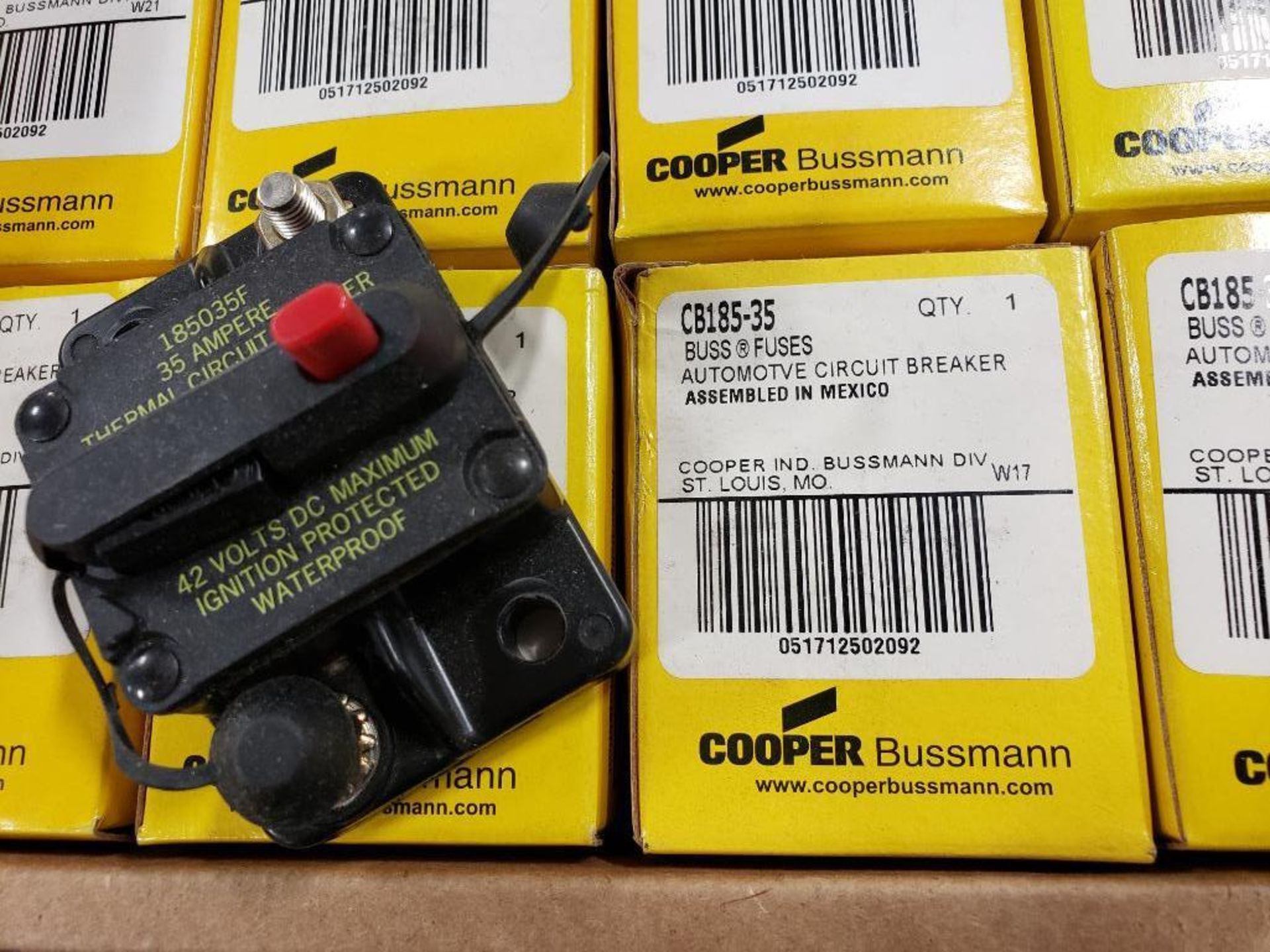 Qty 21 - Bussmann CB18S5-35 circuit breaker. New in box. - Image 2 of 2