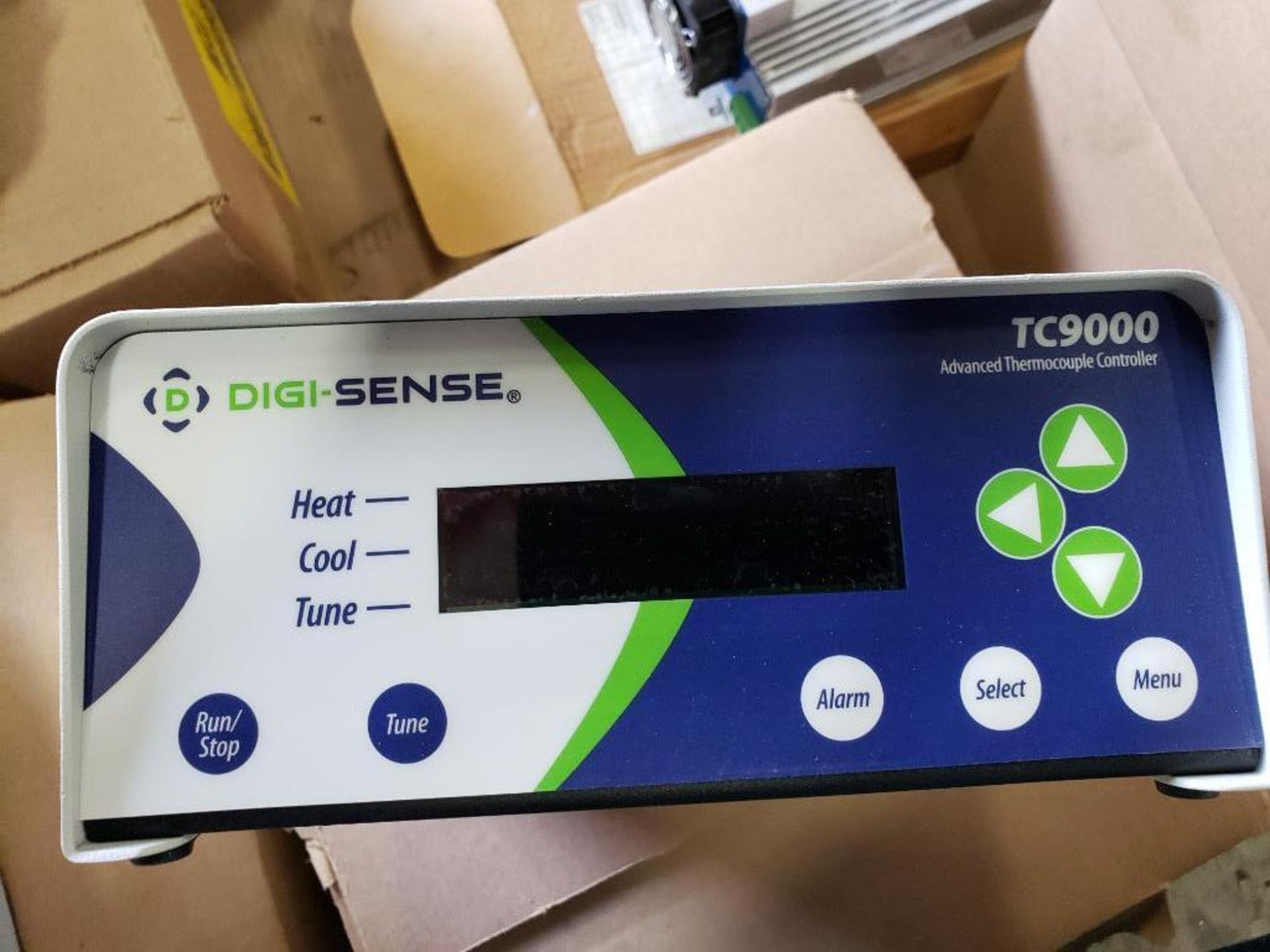 Digi-Sense Temp TC9000 advanced thermocouple controller. Model 89800-02. New.