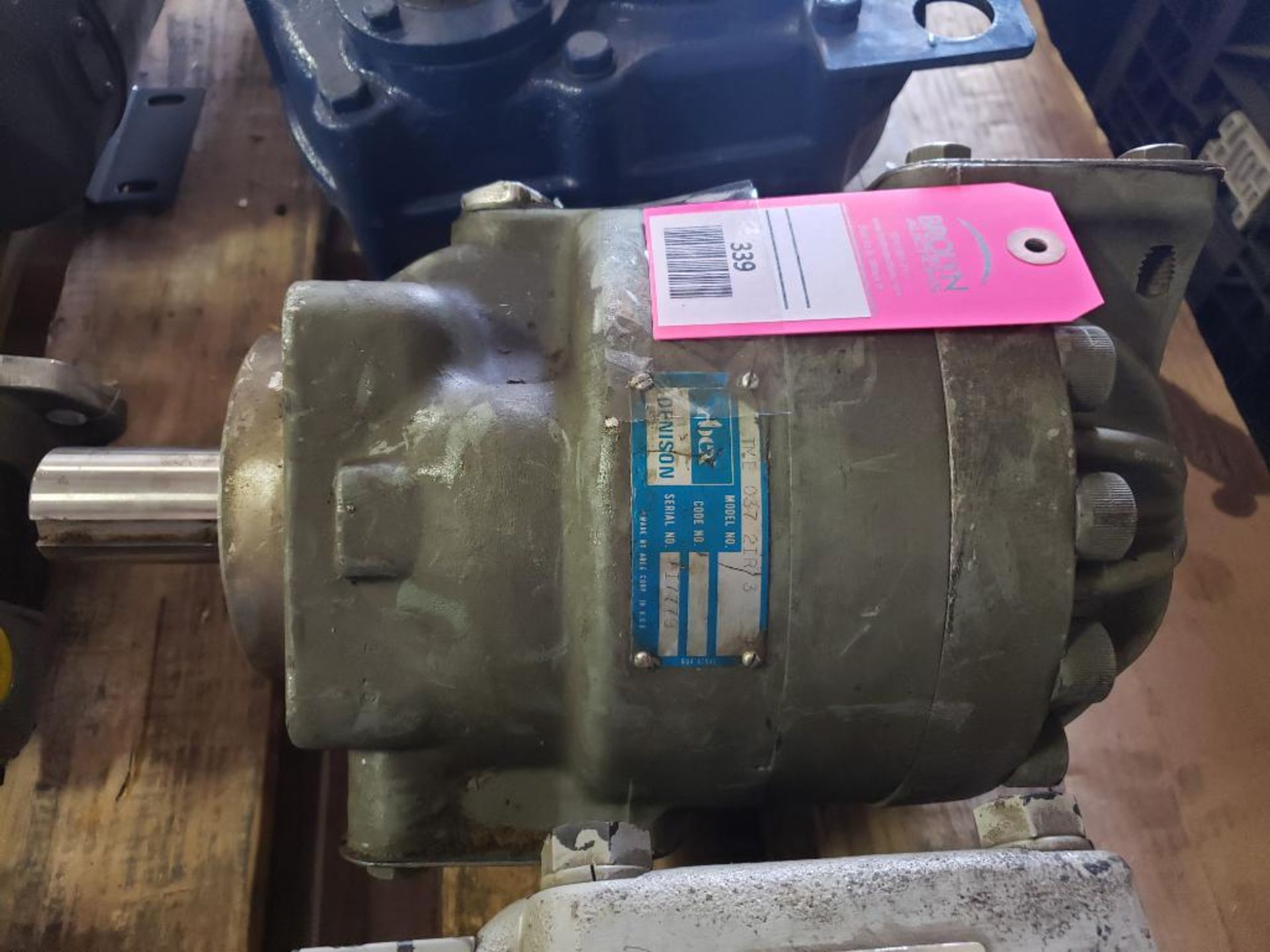 Abex Denison hydraulic pump. TME-037-2IR3.