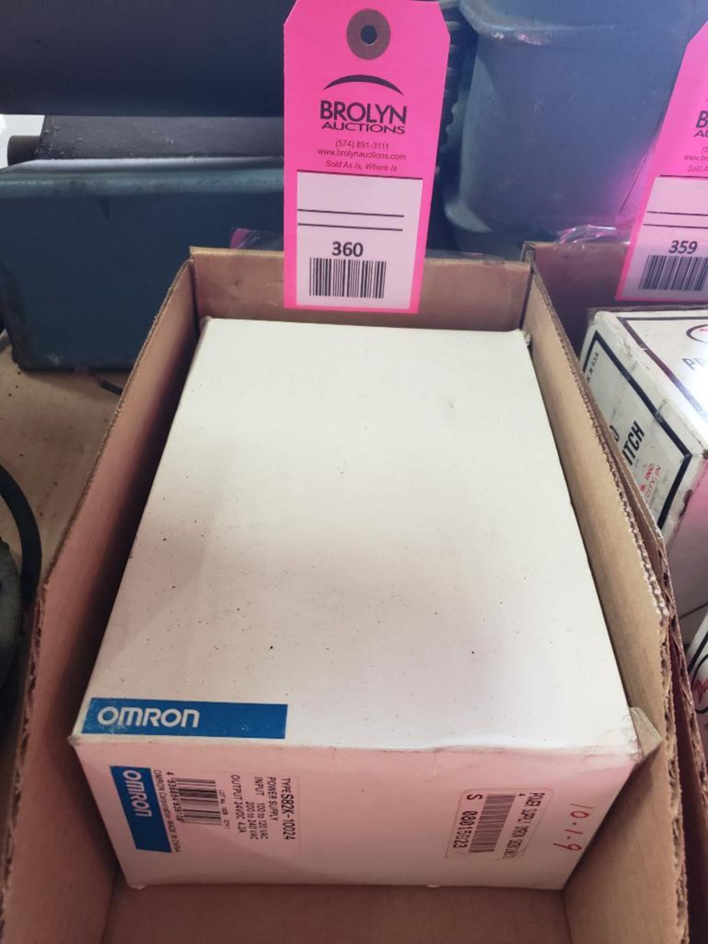 Omron power supply. Type S82K-10024. new in box.