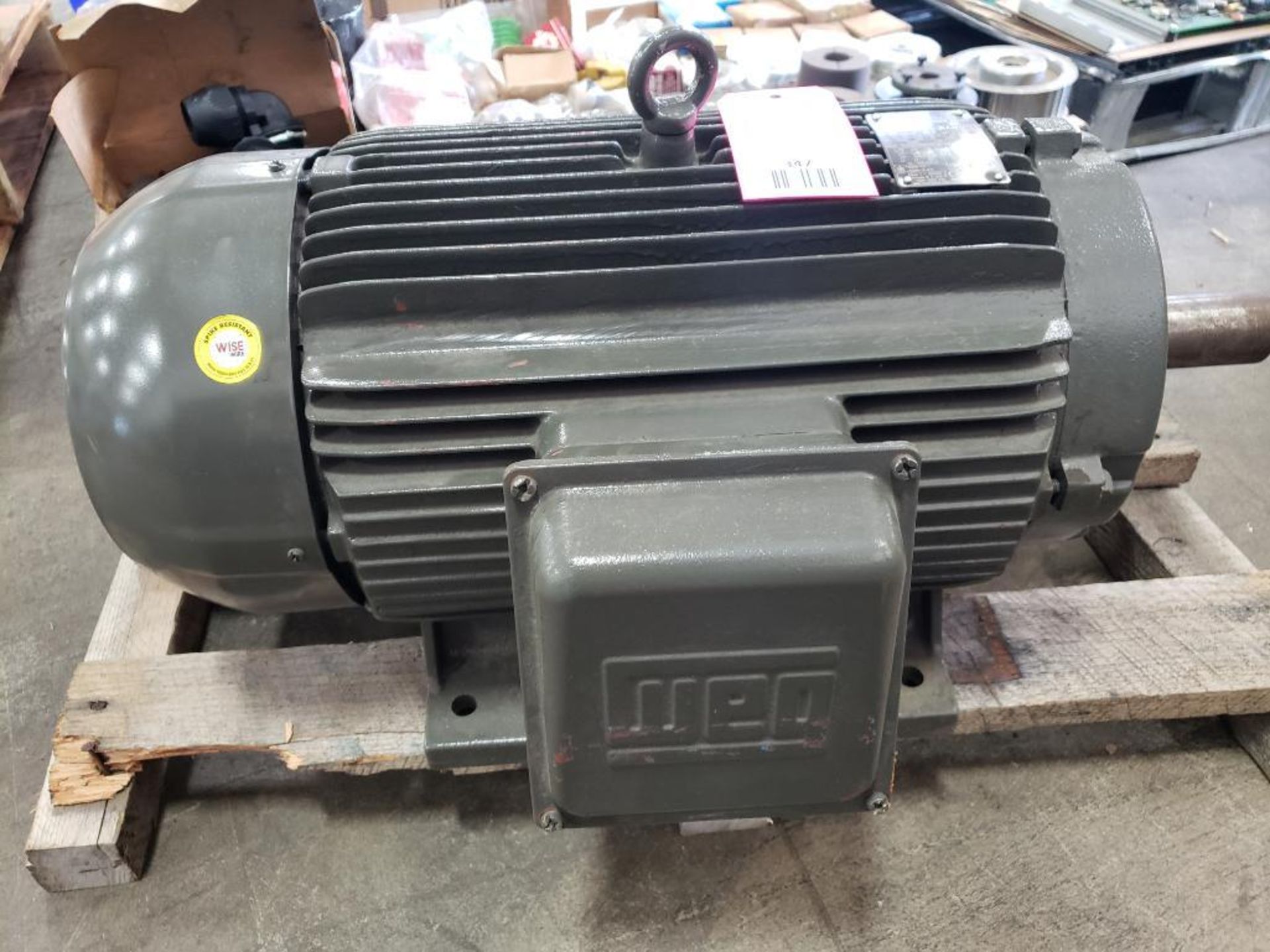 7.5 hp WEG motor. 208-230/460v 3 phase. 860rpm, 256T frame. New old stock. - Image 5 of 5