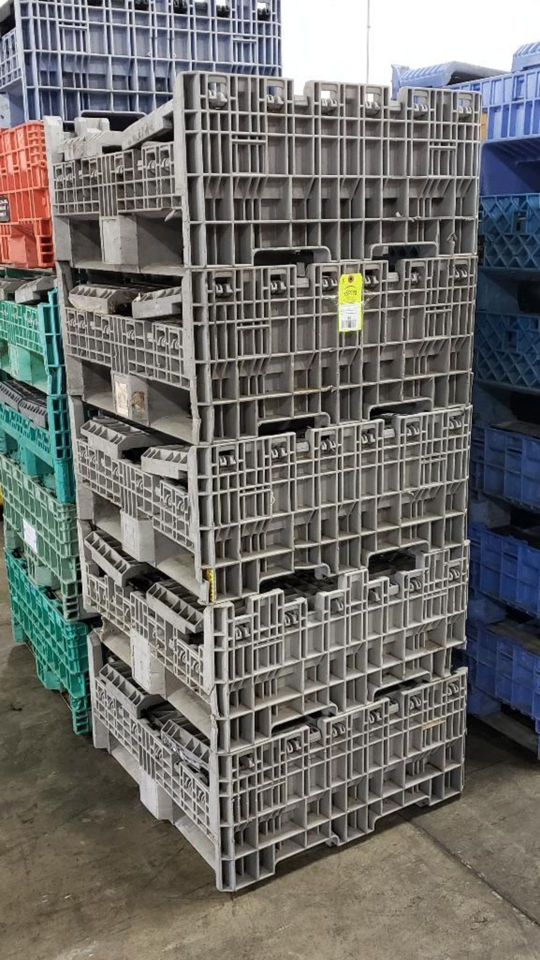 Qty 5 - Collapsible bulk drop down pallets.