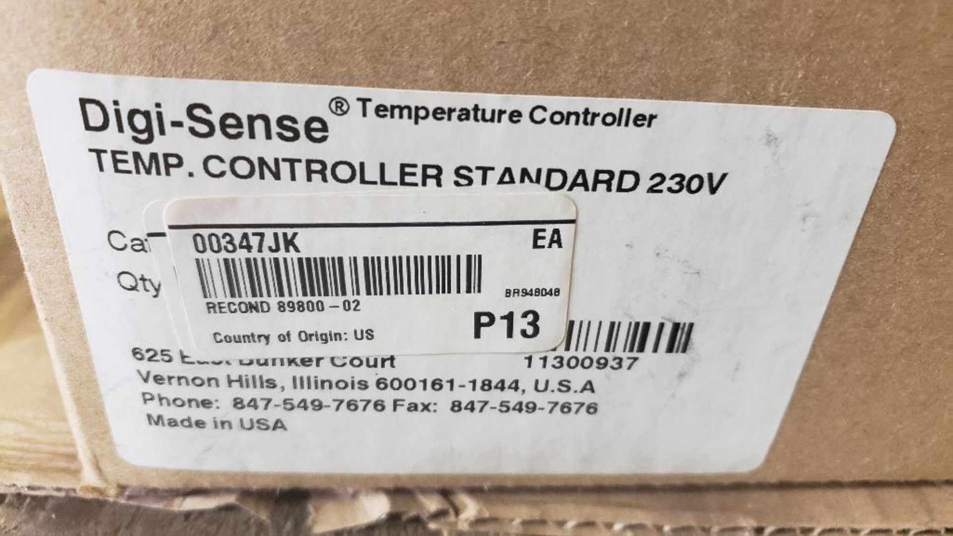 Oakton Temp 9000 model 89800-02 advanced thermocouple controller. Marked as reconditioned. - Image 4 of 4