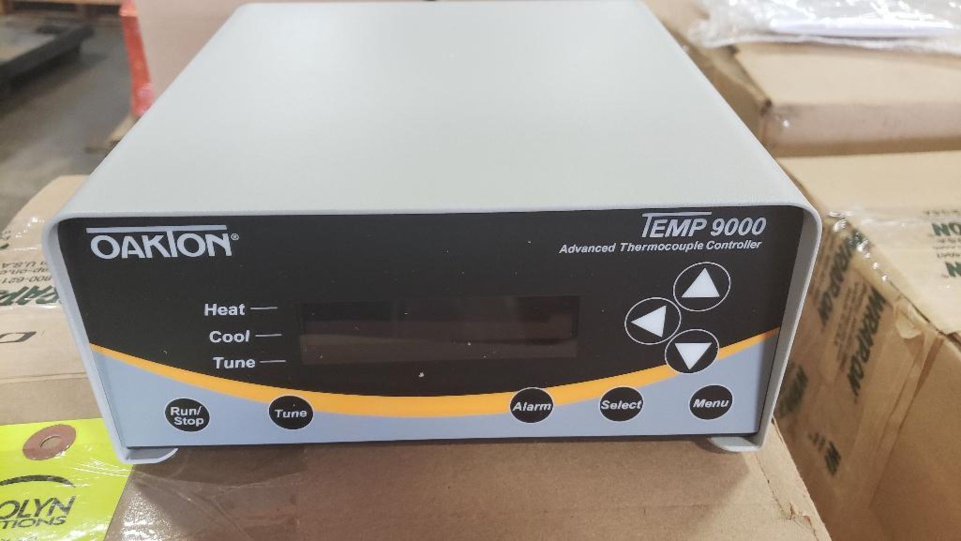 Oakton Temp 9000 model 89800-02 advanced thermocouple controller. Marked as reconditioned. - Image 2 of 4